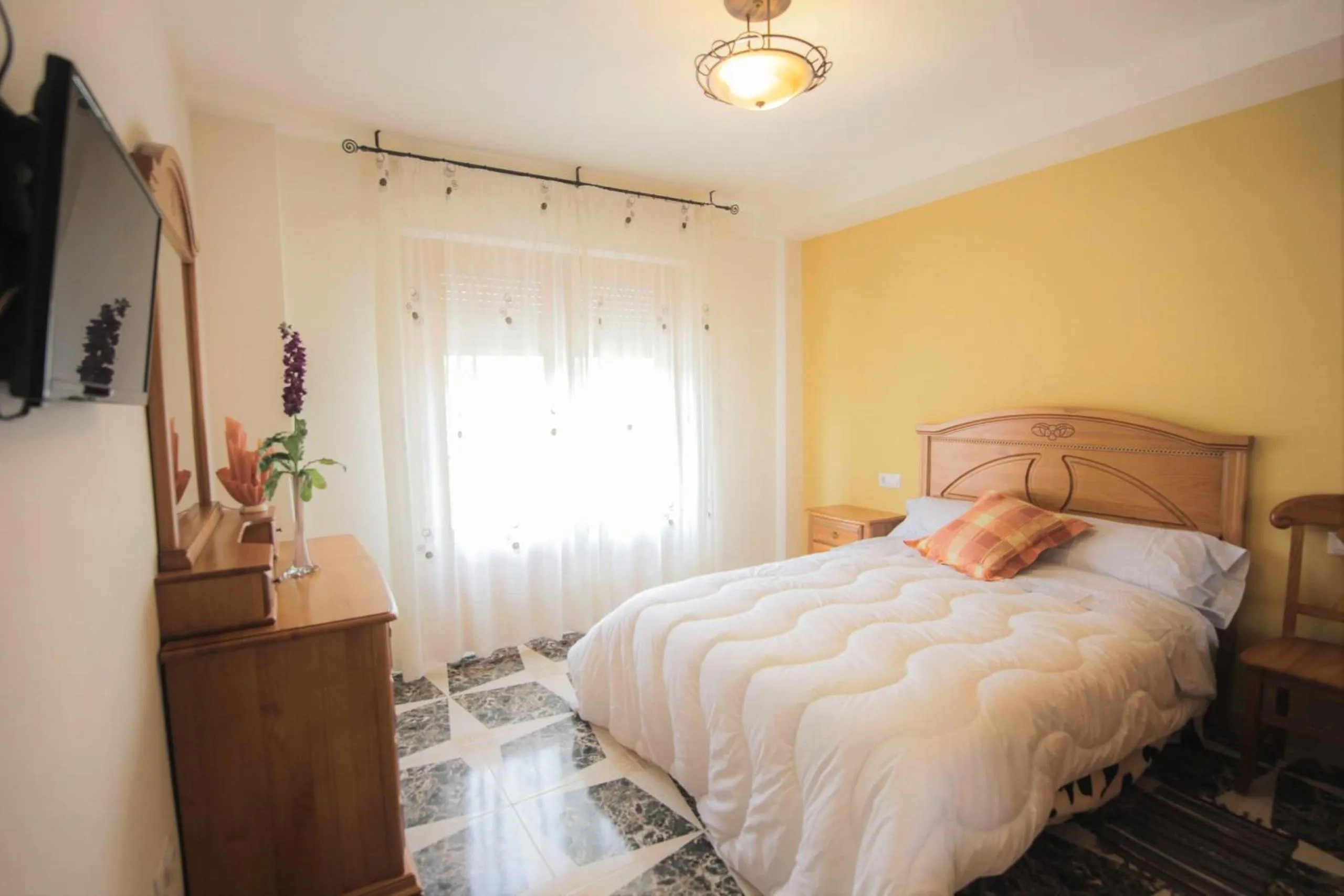 Bedroom, Bed in El Tossal