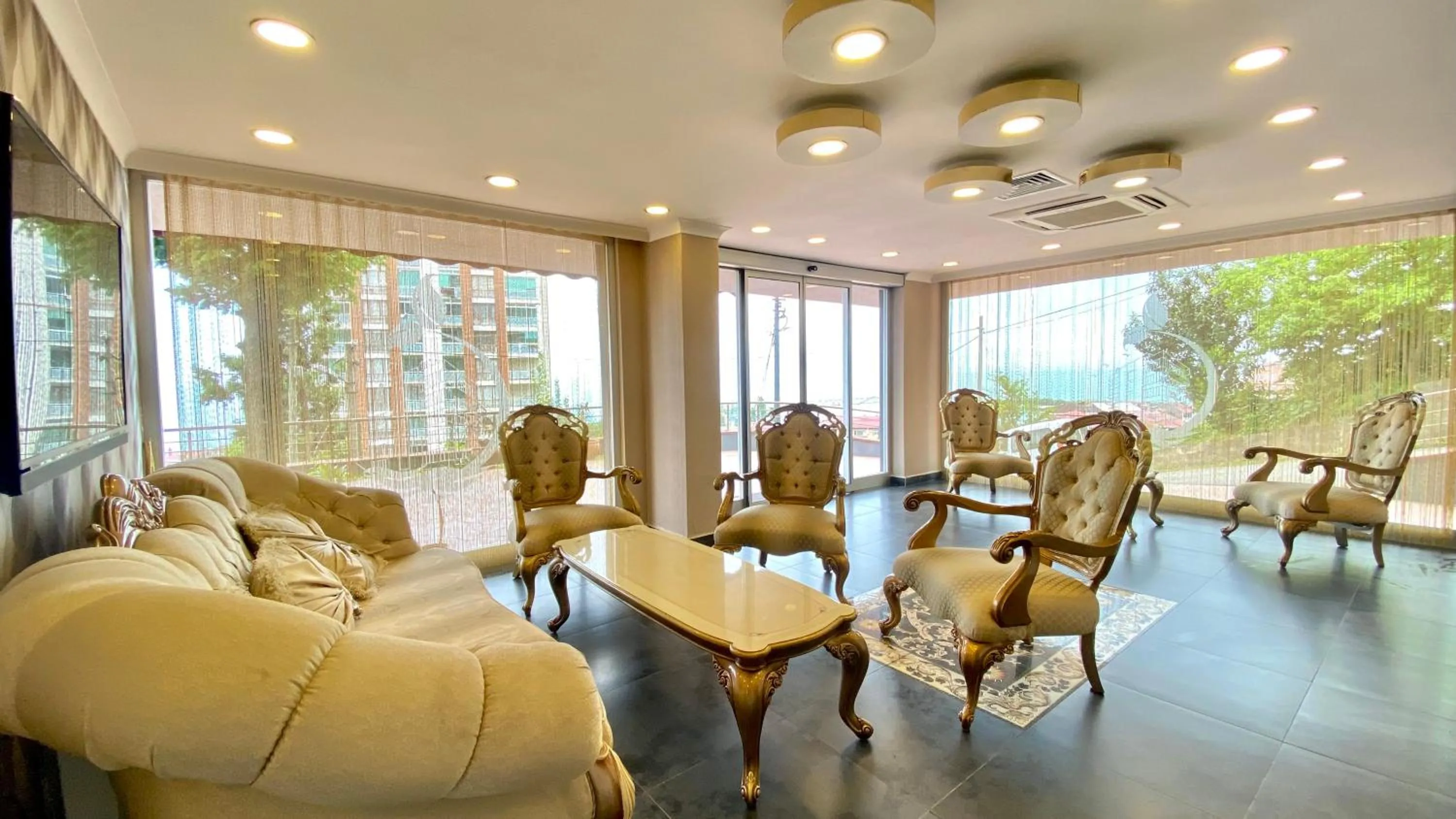 Lobby or reception in Caykent Suites Deluxe Hotel