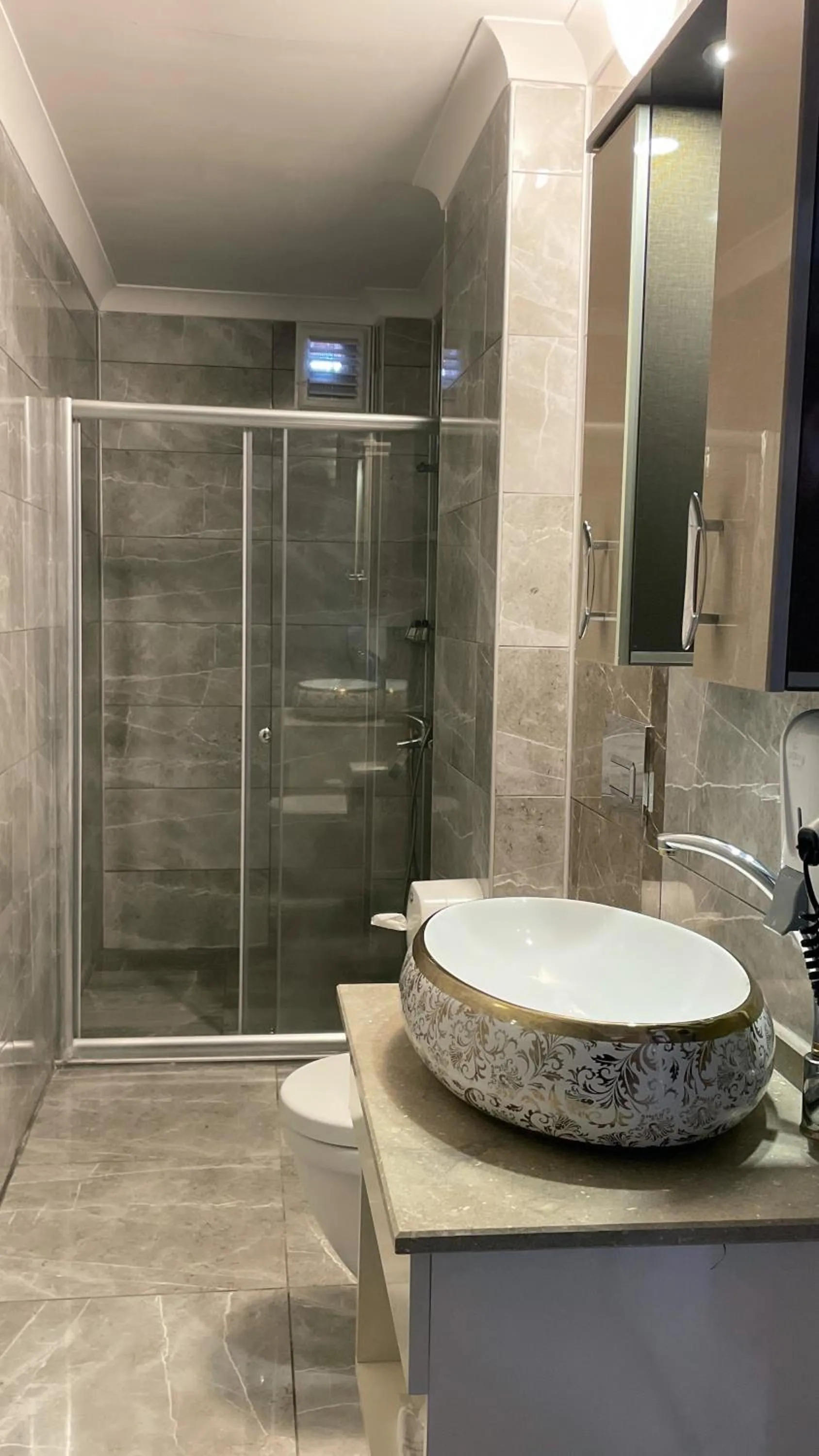 Bathroom in Caykent Suites Deluxe Hotel