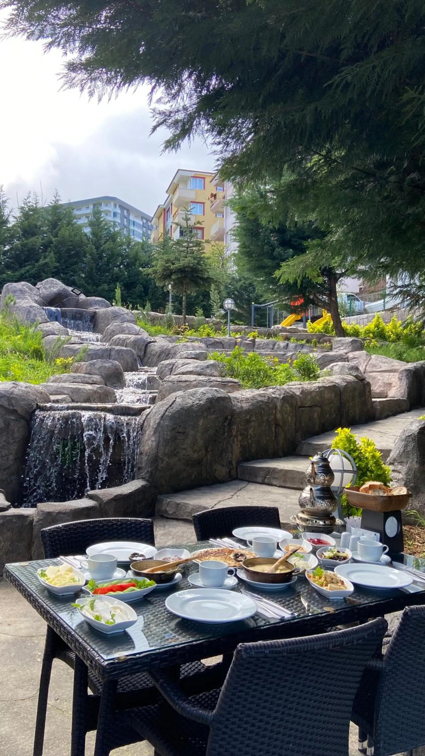 Coffee/tea facilities, Restaurant/Places to Eat in Caykent Suites Deluxe Hotel