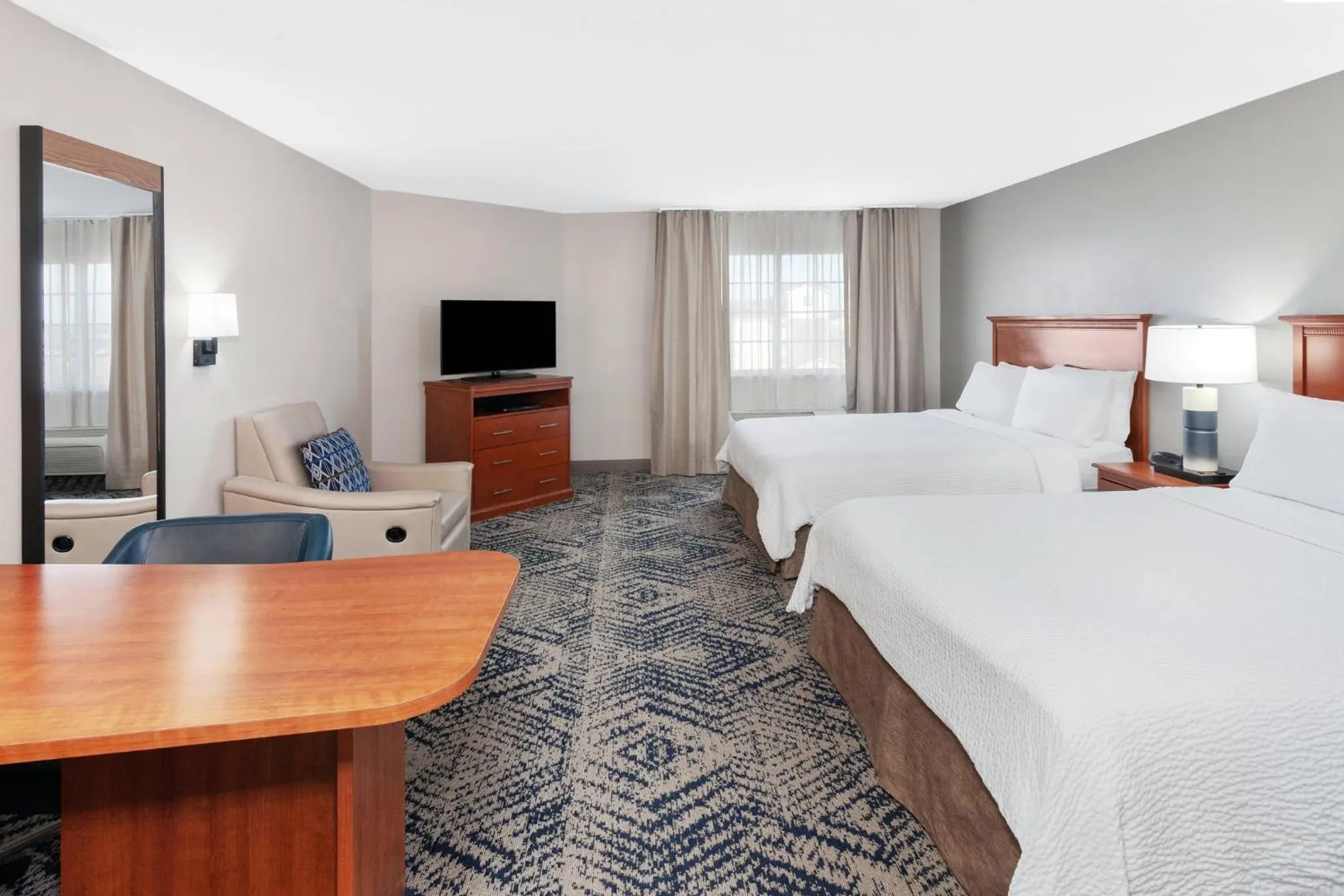 Photo of the whole room, Bed in Candlewood Suites Louisville North by IHG
