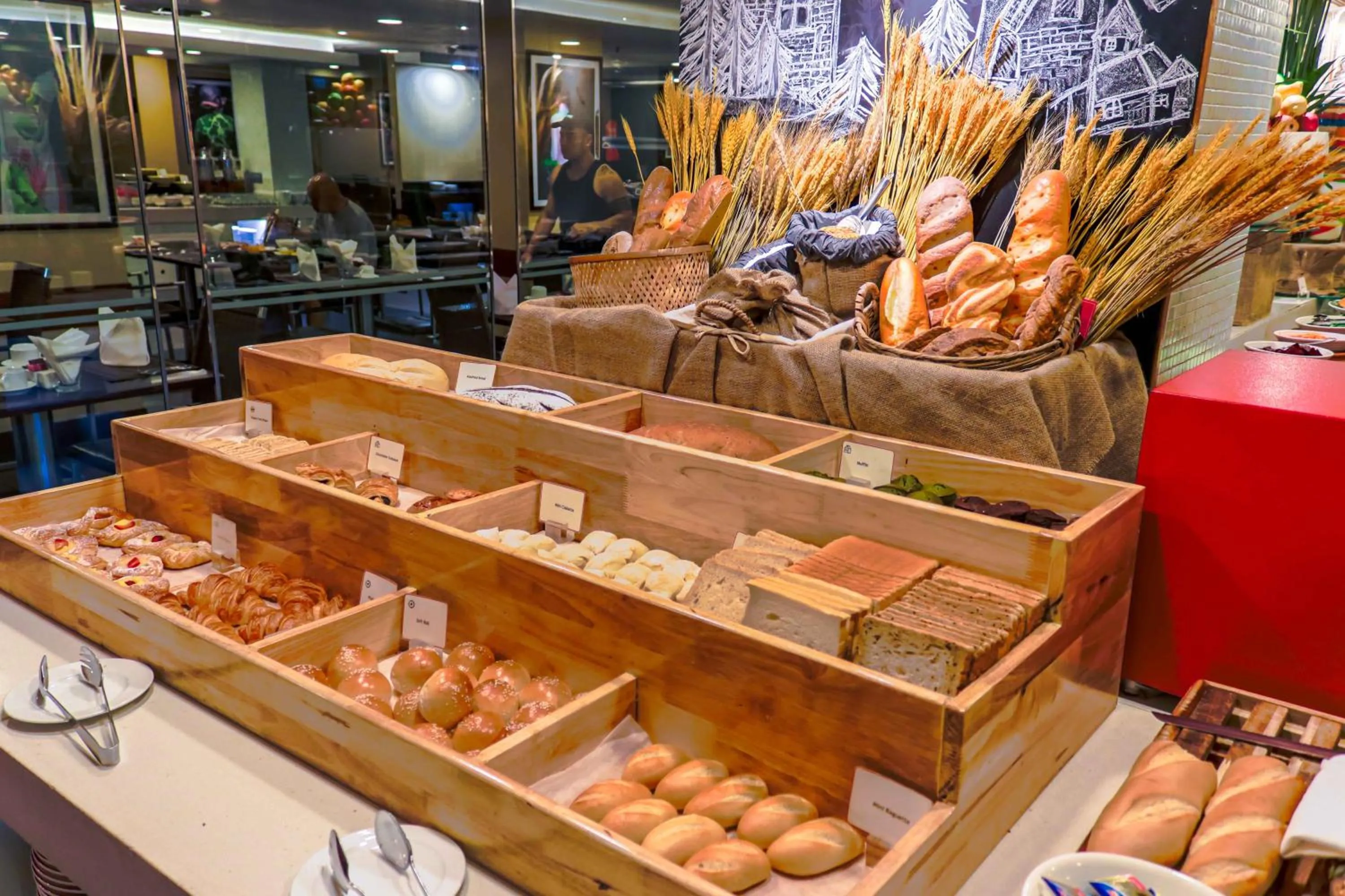 Restaurant/places to eat in Eastin Grand Hotel Saigon