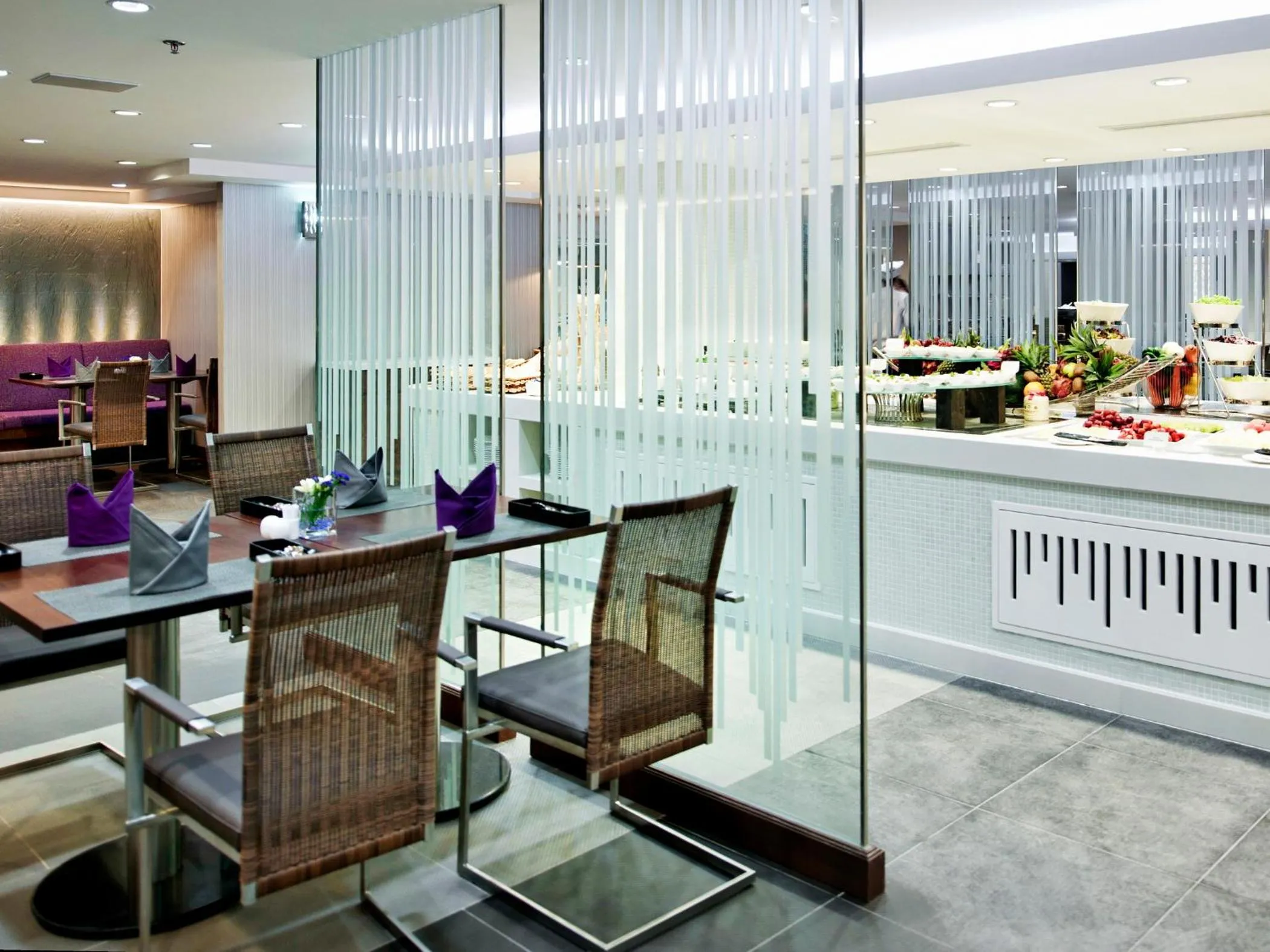 Restaurant/places to eat in Eastin Grand Hotel Saigon