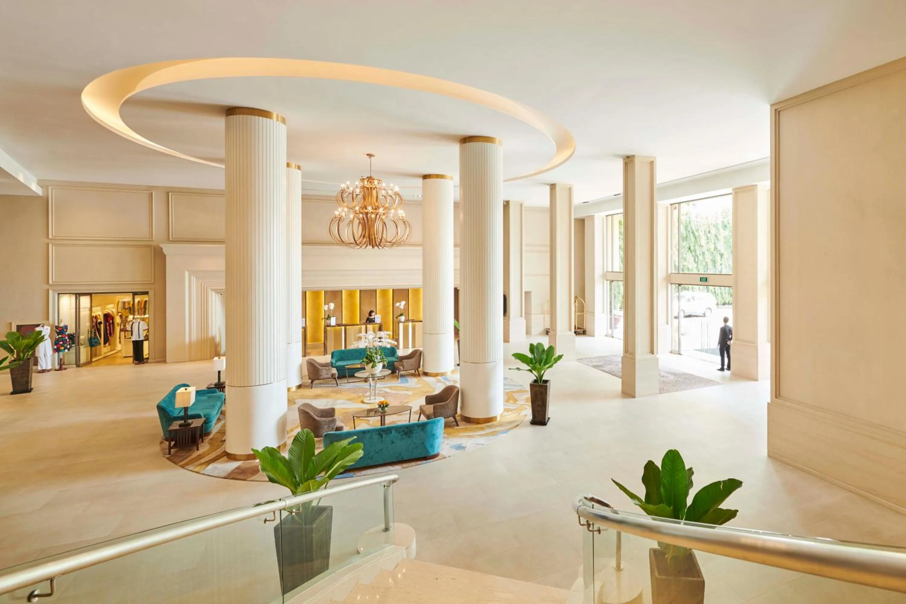 Seating area in Eastin Grand Hotel Saigon