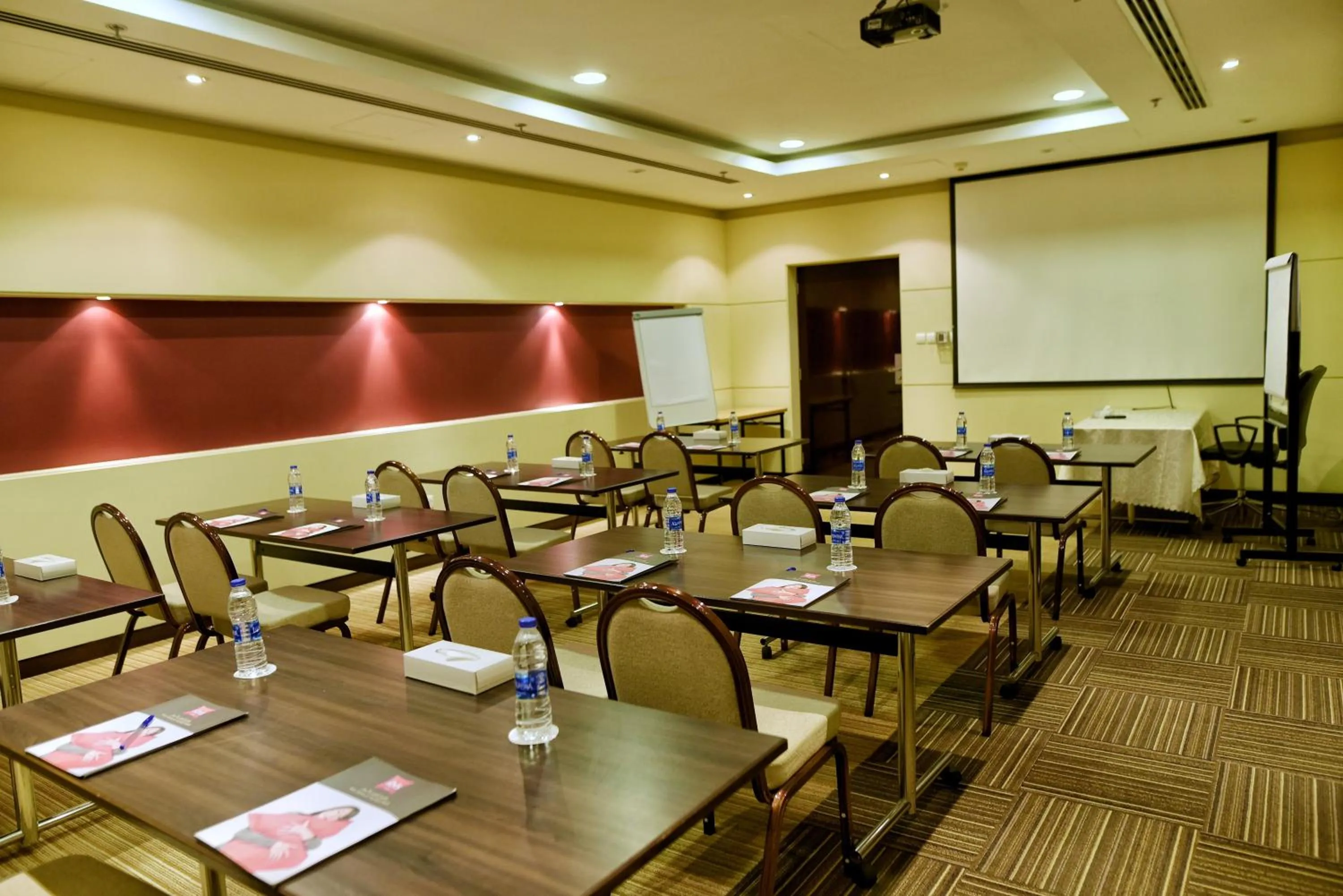 Meeting/conference room in ibis Muscat