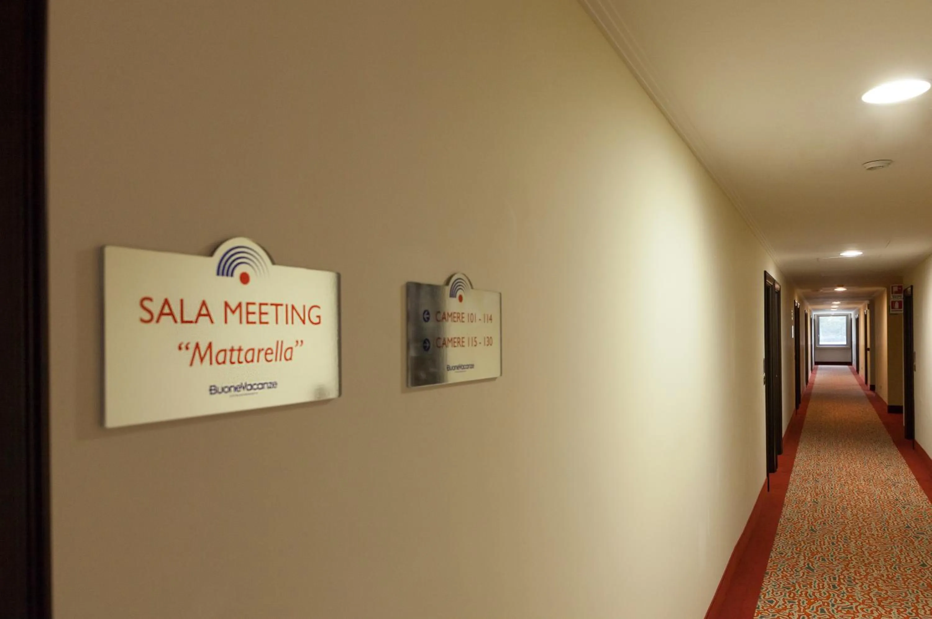 Area and facilities in BV President Hotel