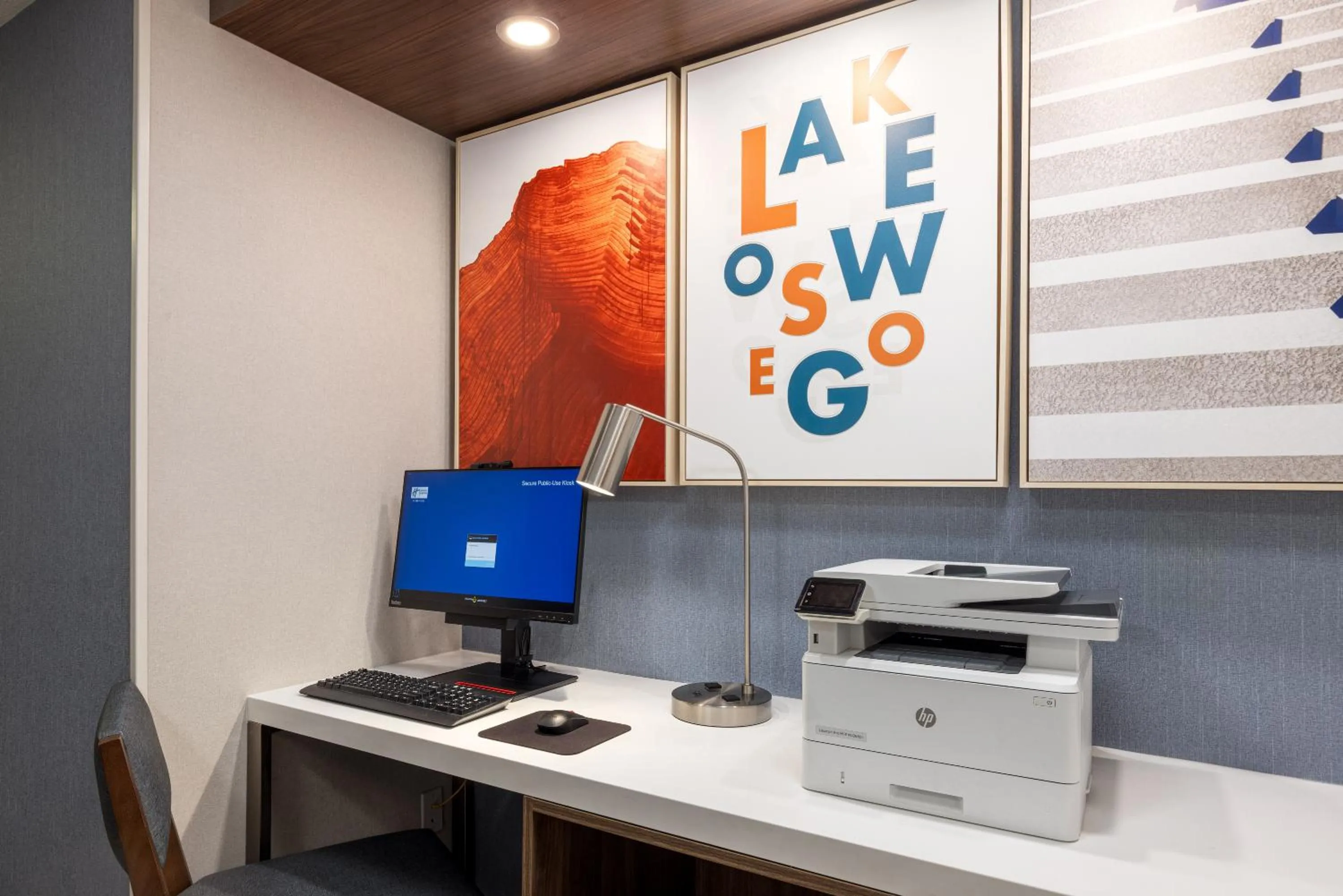 Business facilities in Holiday Inn Express Portland South - Lake Oswego by IHG