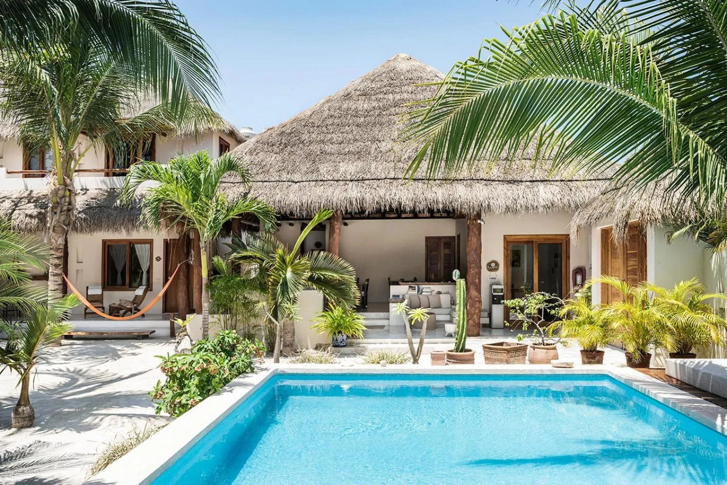 Swimming pool in Tierra del Mar Hotel - Adults Only