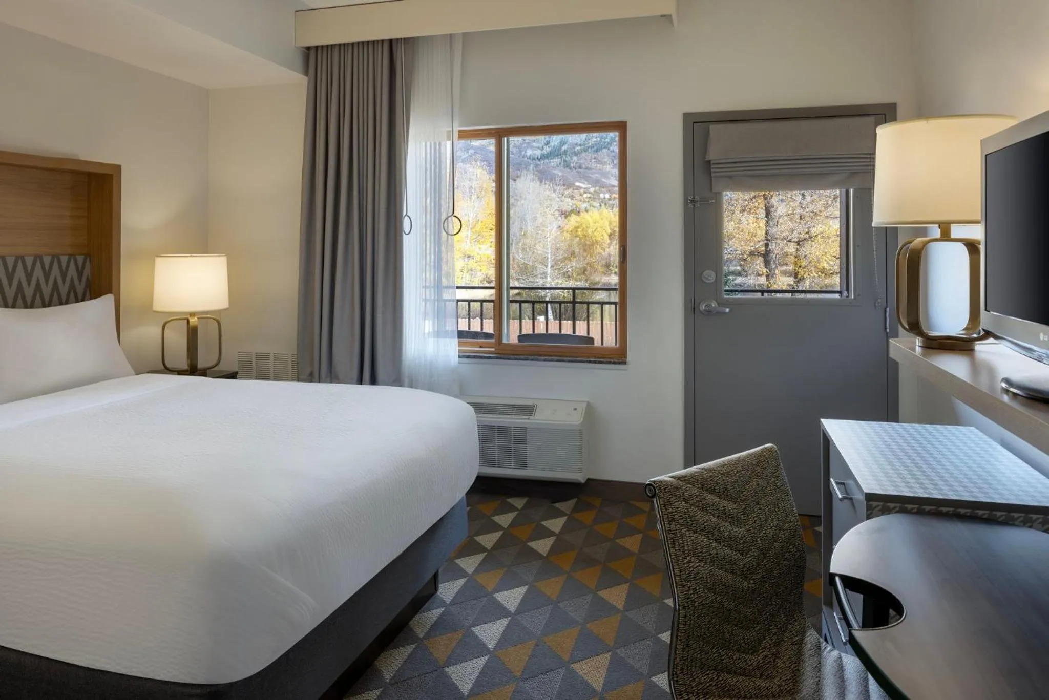 Photo of the whole room, Bed in Holiday Inn Steamboat Springs by IHG