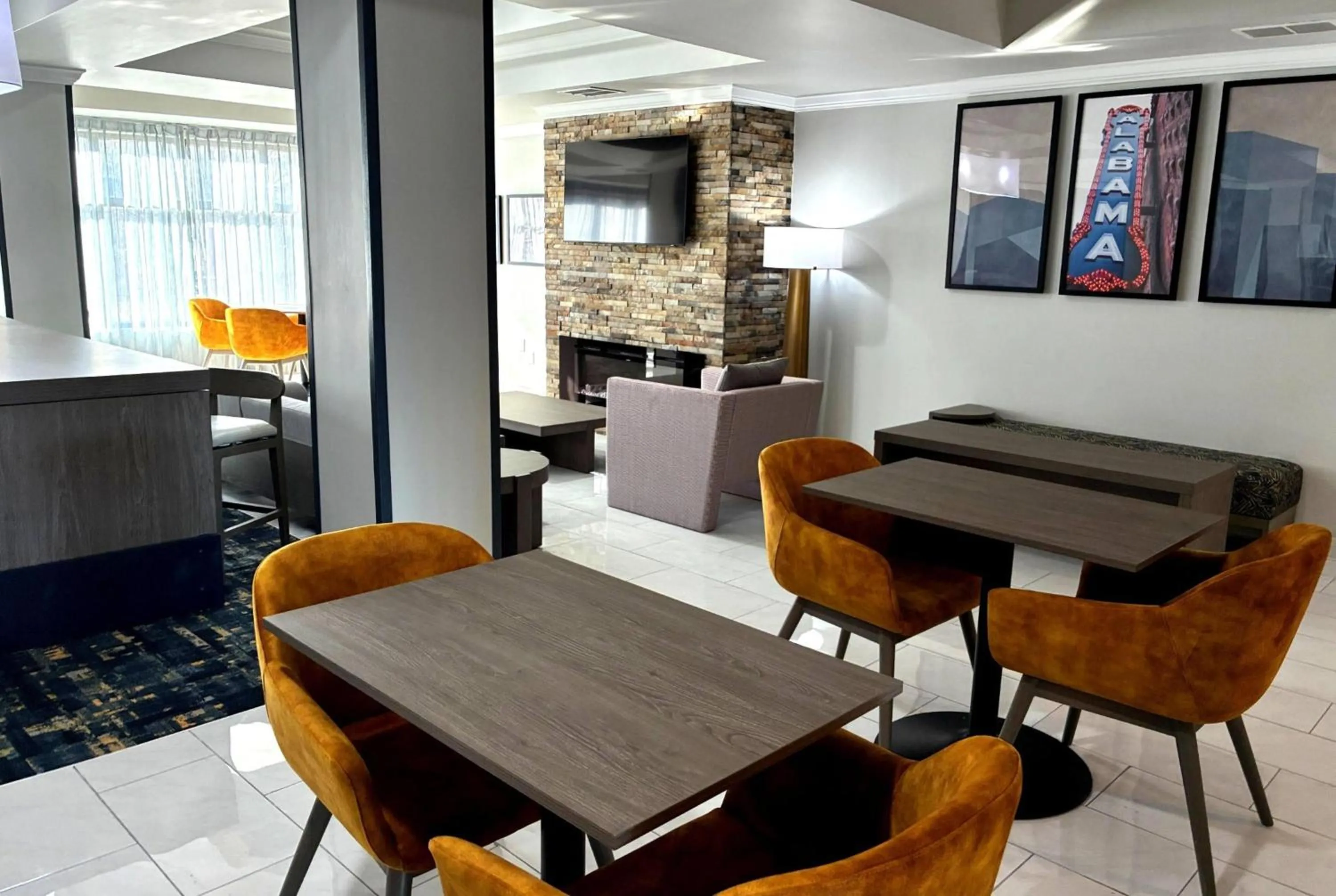 Lobby or reception in La Quinta Inn & Suites by Wyndham Bessemer