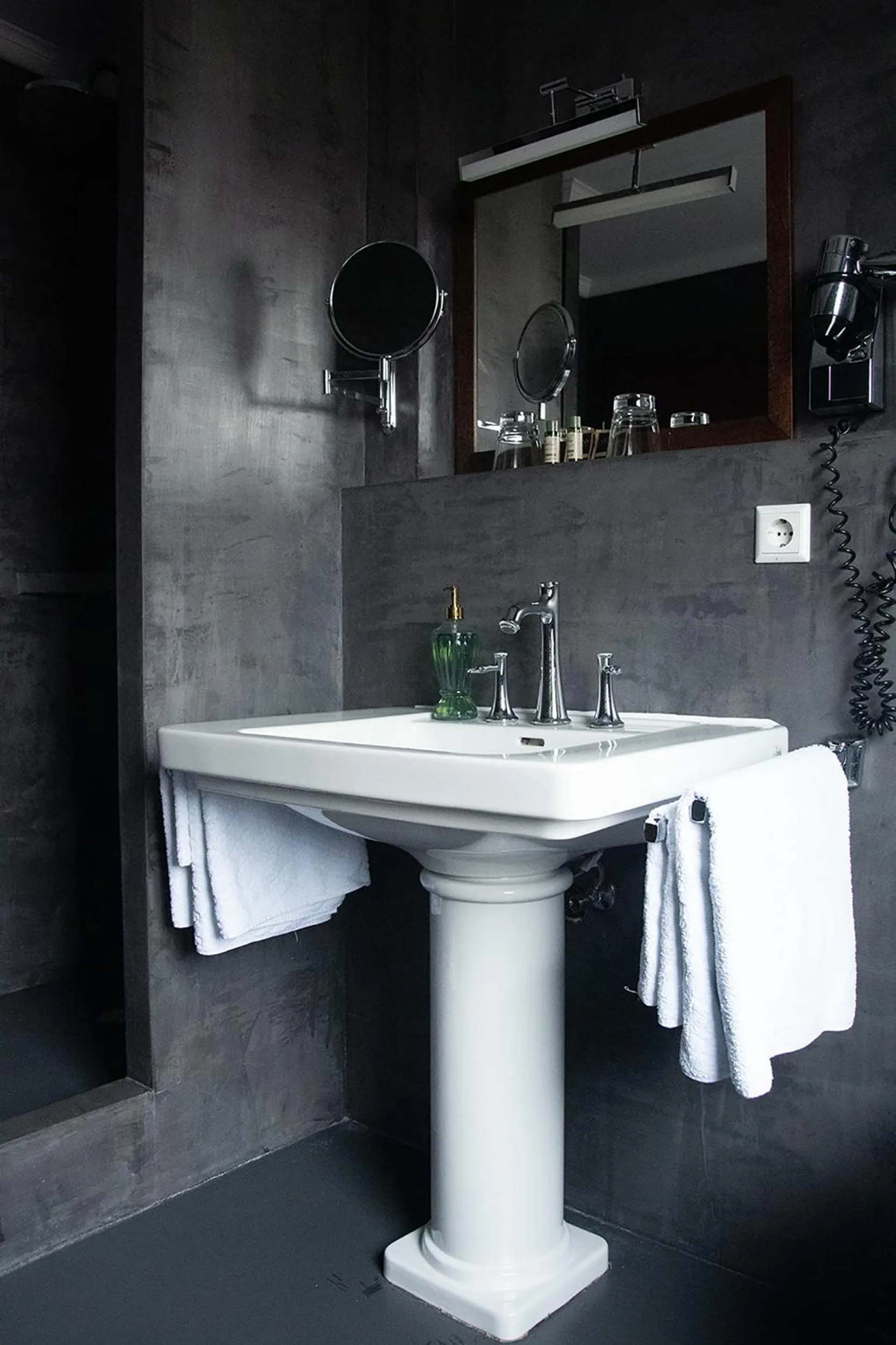 Bathroom in Landhotel Wolfschlugen