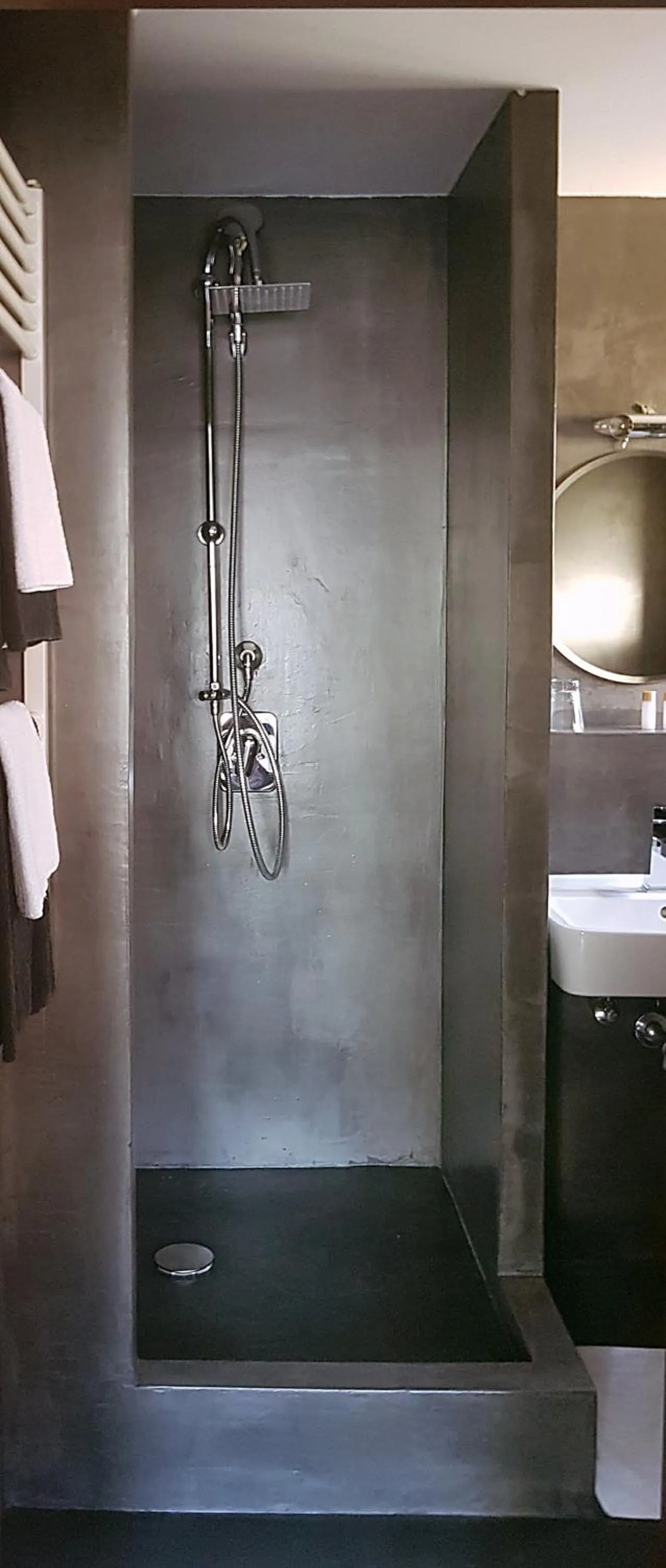 Bathroom in Landhotel Wolfschlugen