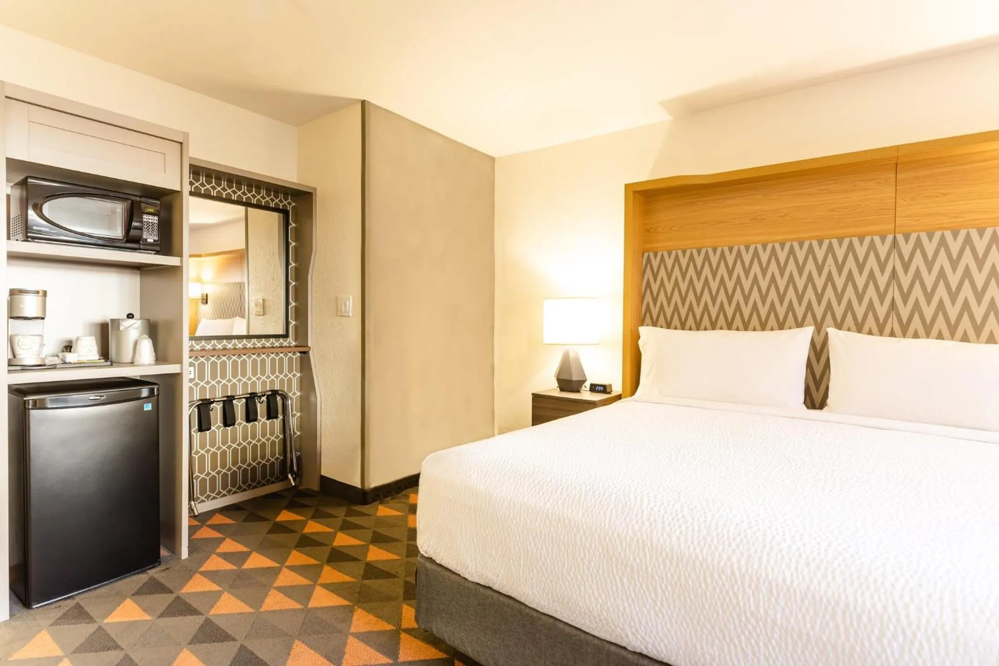 Photo of the whole room, Bed in Holiday Inn Rancho Cordova - Northeast Sacramento by IHG