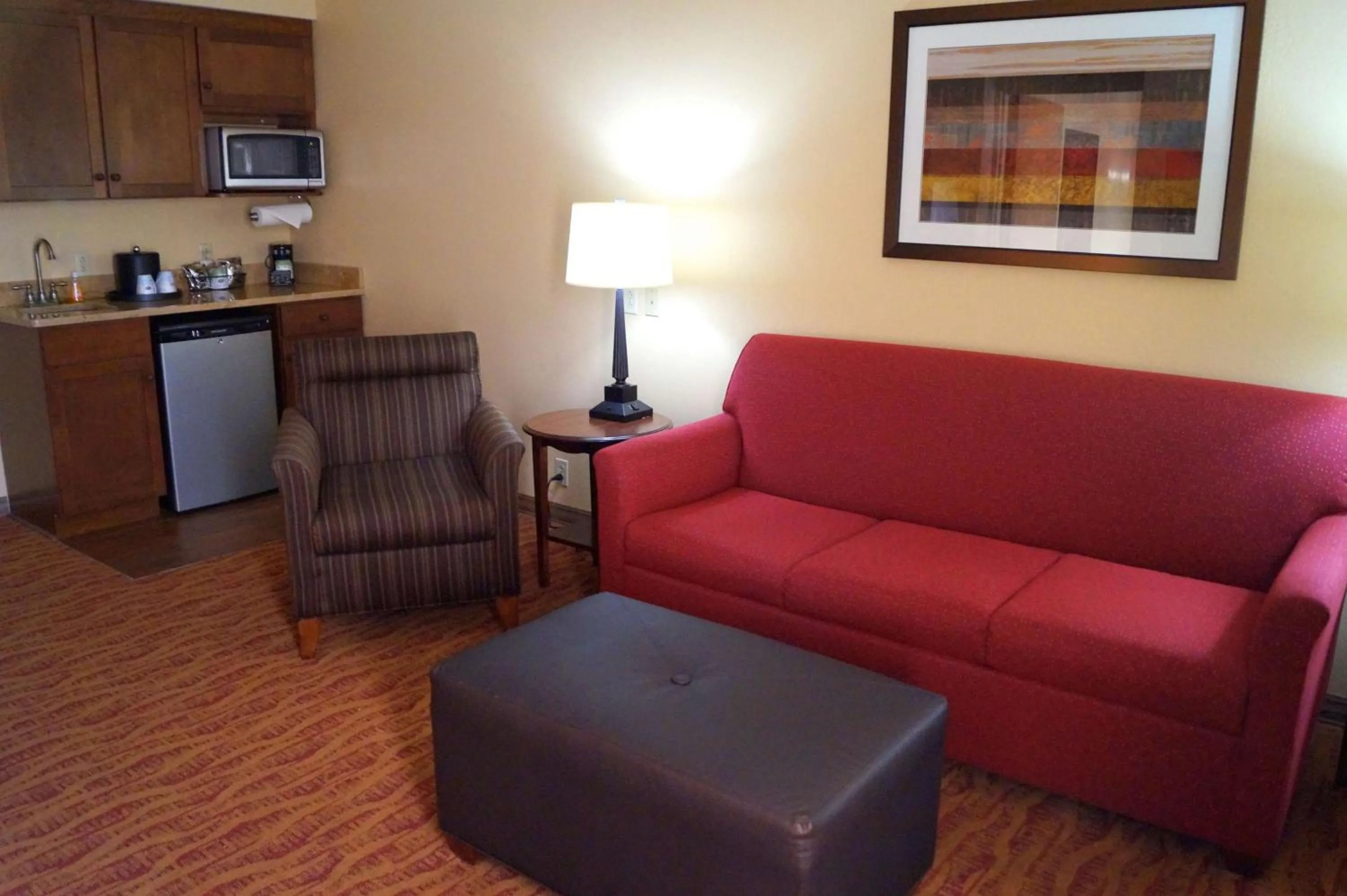 One-Bedroom Queen Suite with Sofa Bed - Non-Smoking in Hampton Inn Altoona