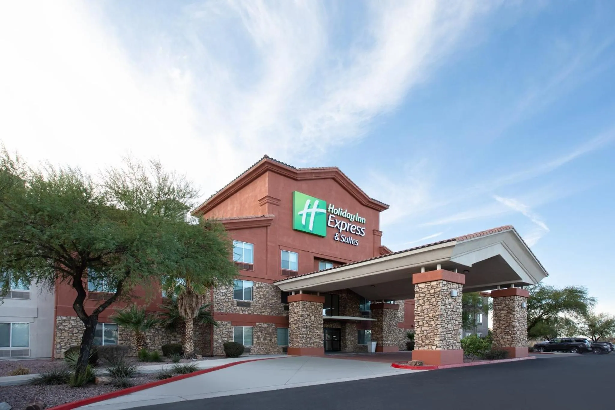 Property building in Holiday Inn Express & Suites Tucson by IHG