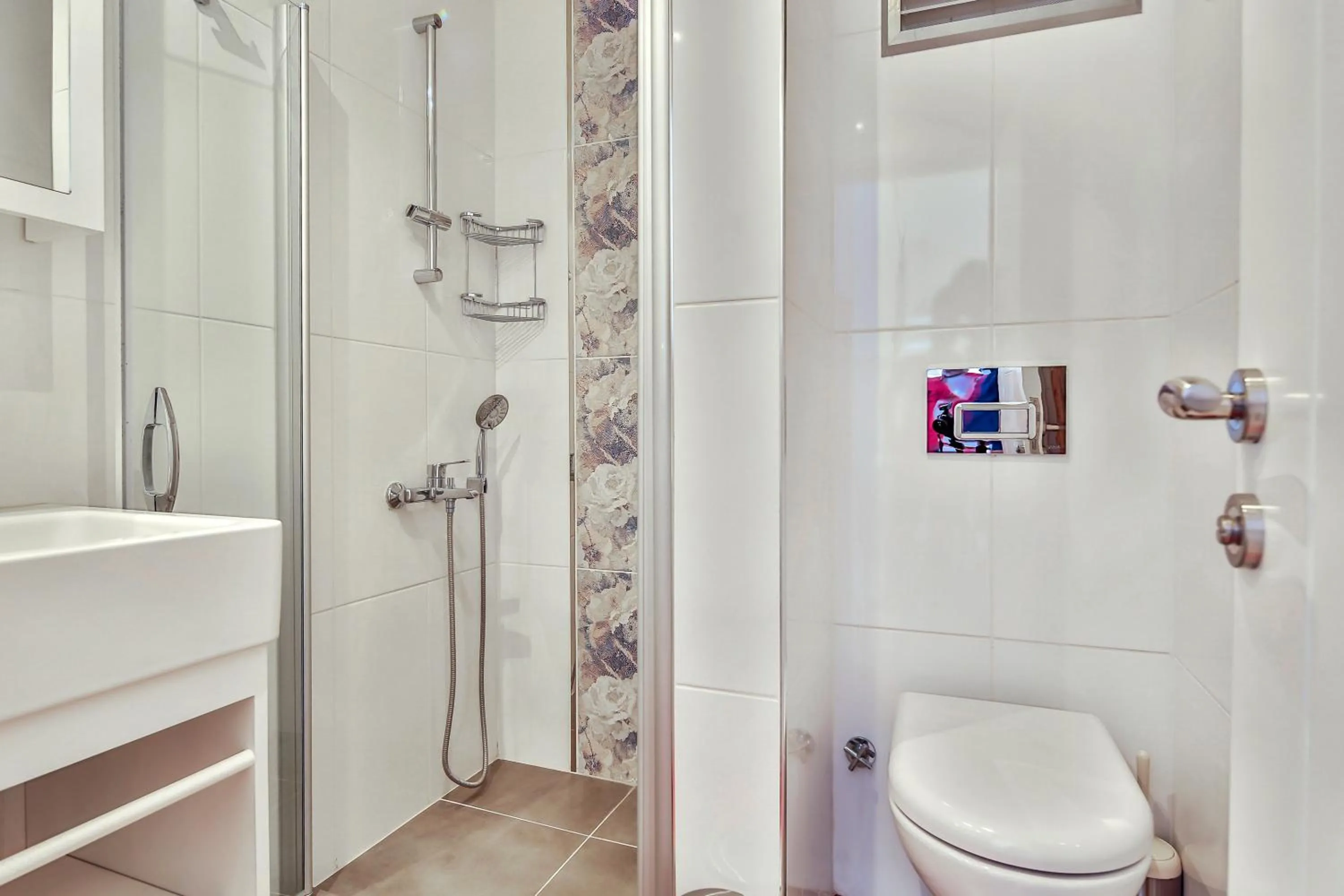 Shower in Kasinn Apart Hotel