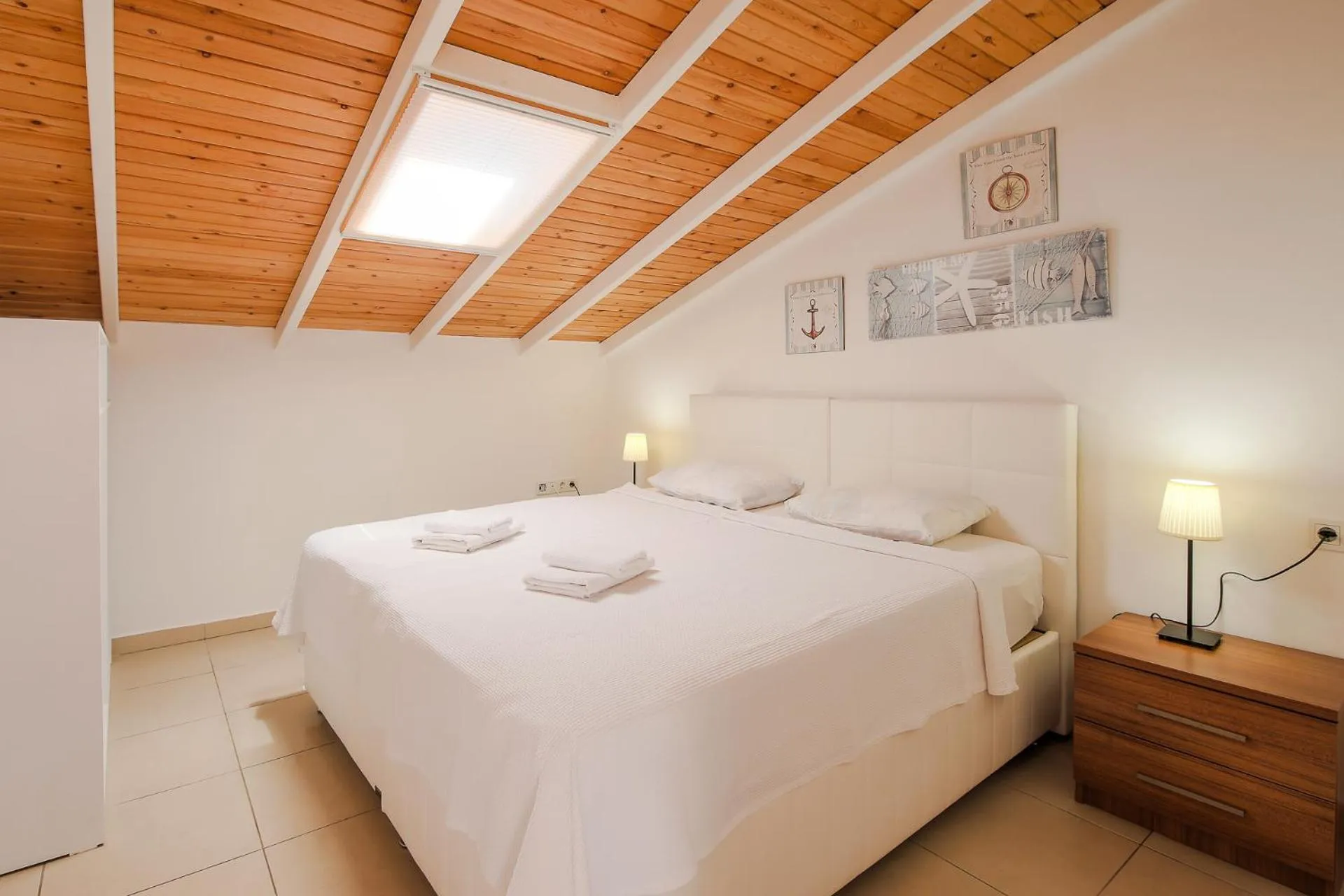 Bed in Kasinn Apart Hotel