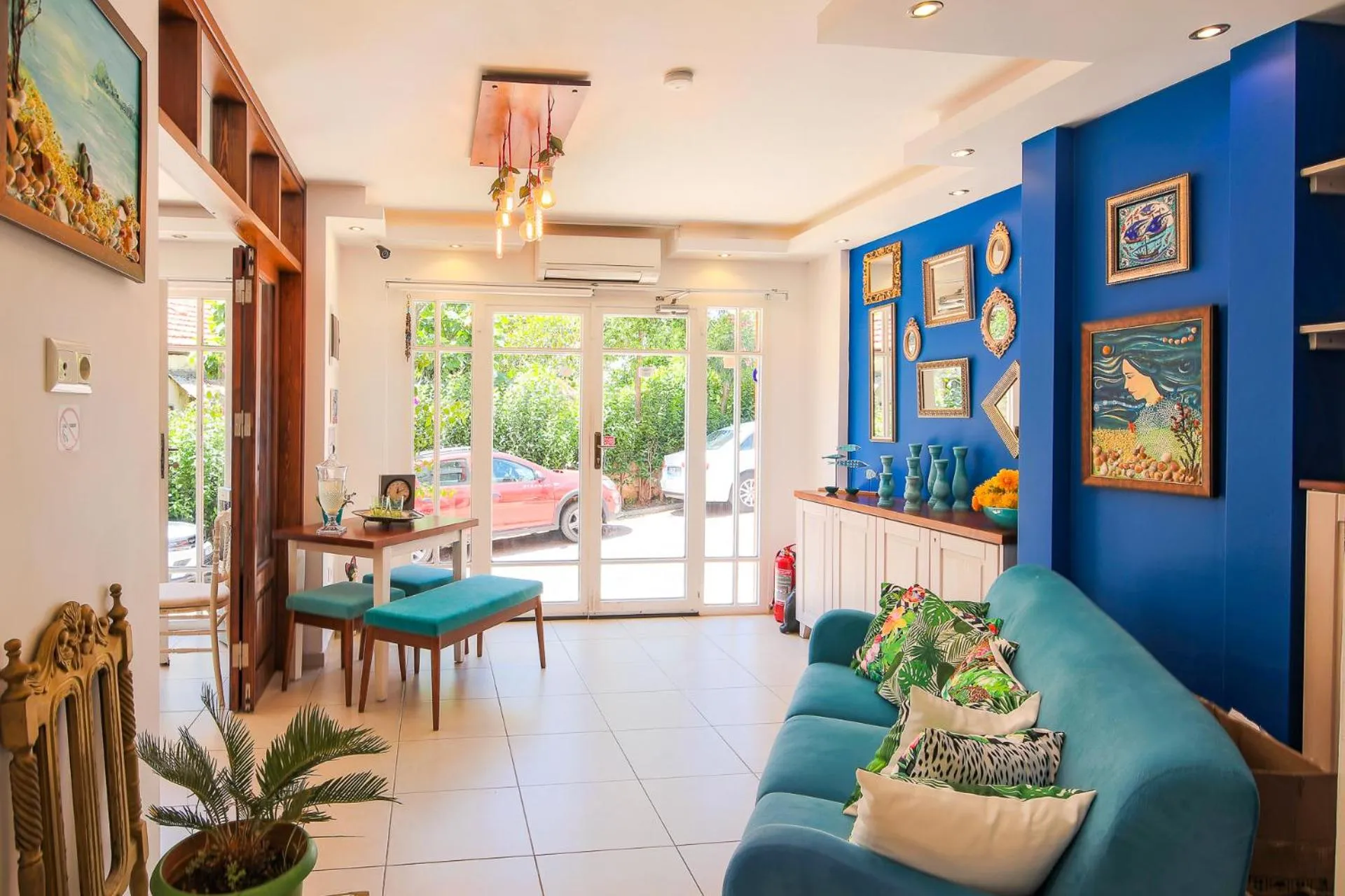 Facade/entrance in Kasinn Apart Hotel