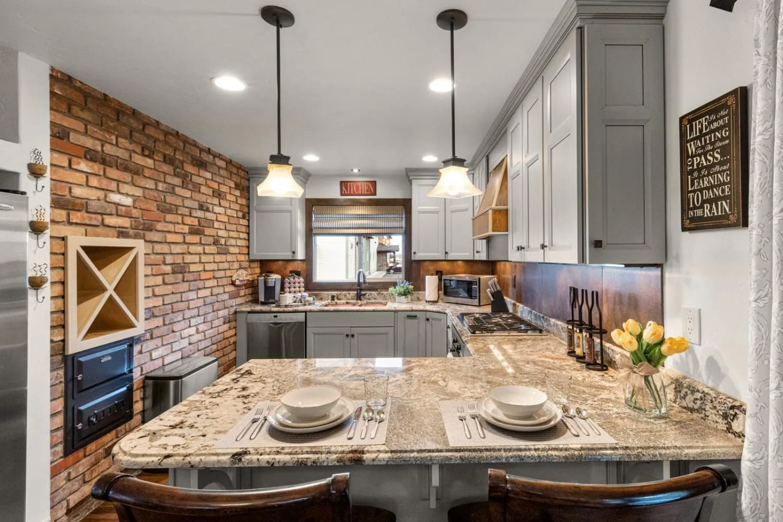 Kitchen or kitchenette in Coyote Bluff Estate
