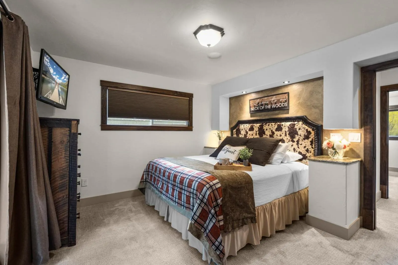 Bed in Coyote Bluff Estate