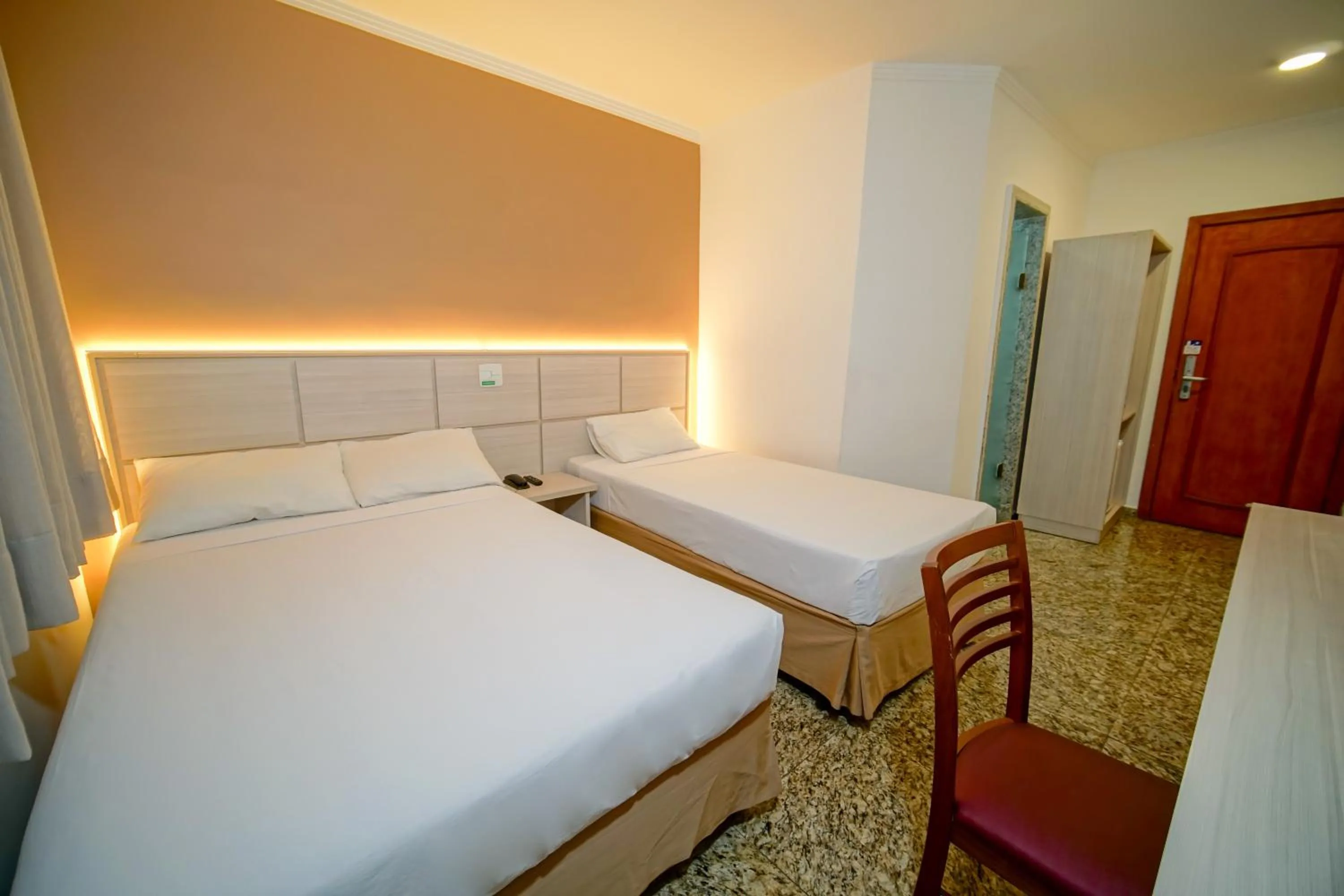 Bedroom, Bed in Hotel Golden Park Sorocaba & Convenções by Nacional Inn