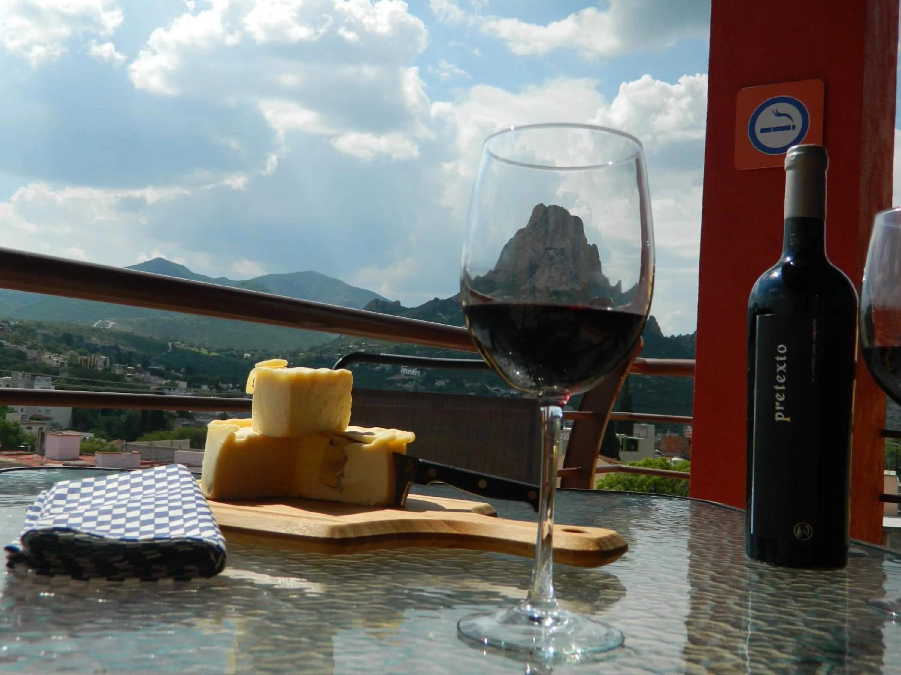 Mountain view in Hotel Plaza Bernal