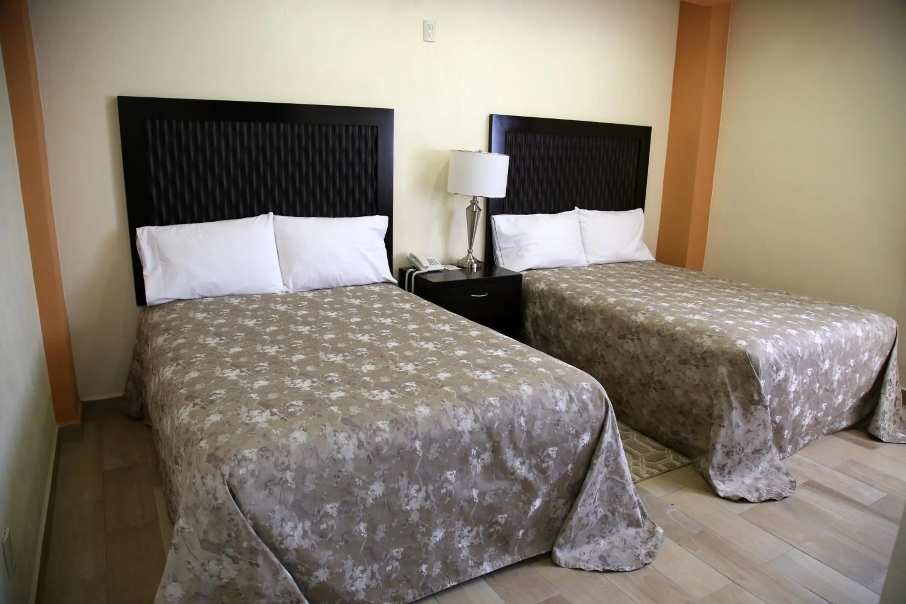 Decorative detail, Bed in Hotel Plaza Bernal