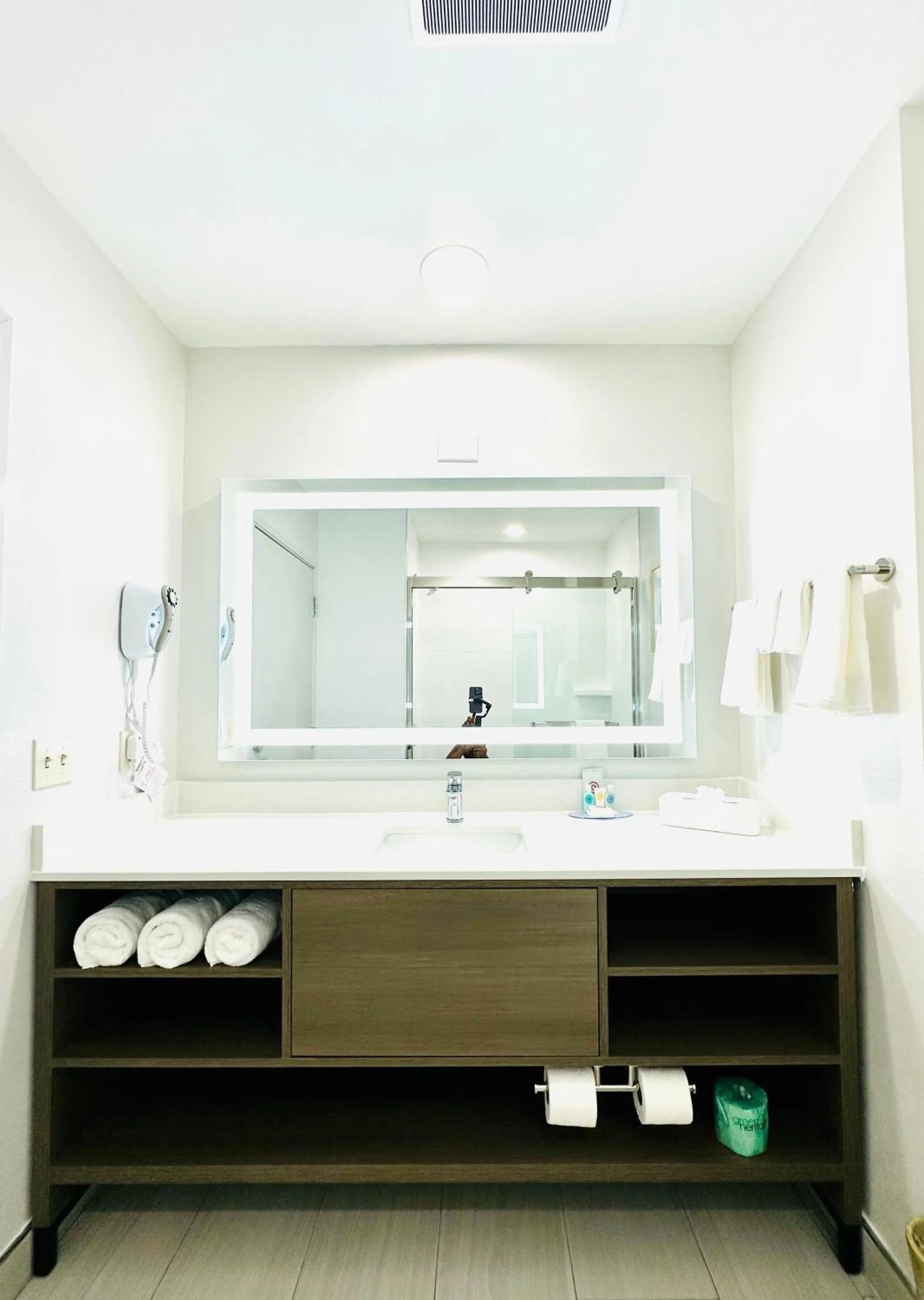 Bathroom in Comfort Inn & Suites Plainville-Foxboro