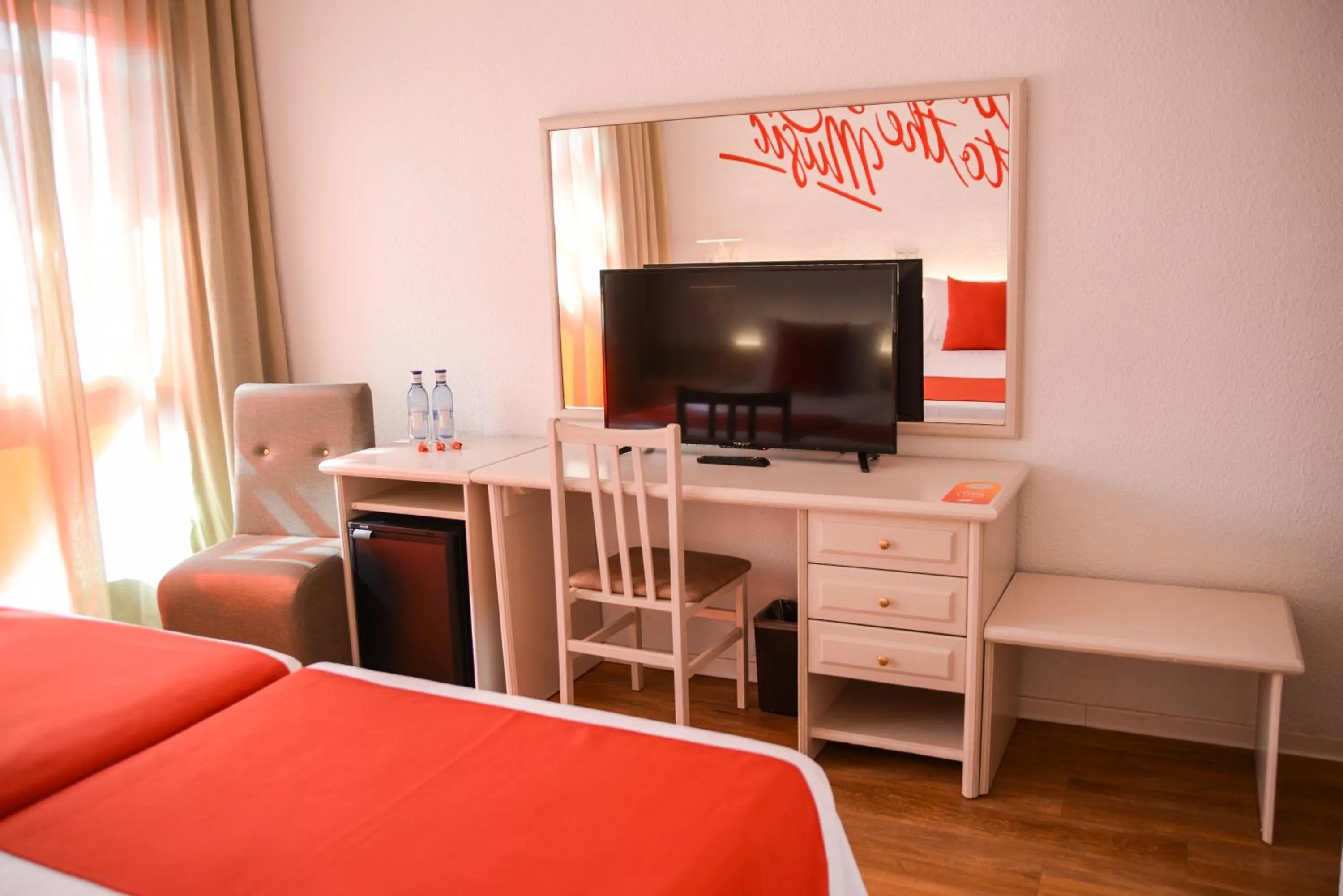 TV and multimedia, Bed in BPM Lloret Hotel