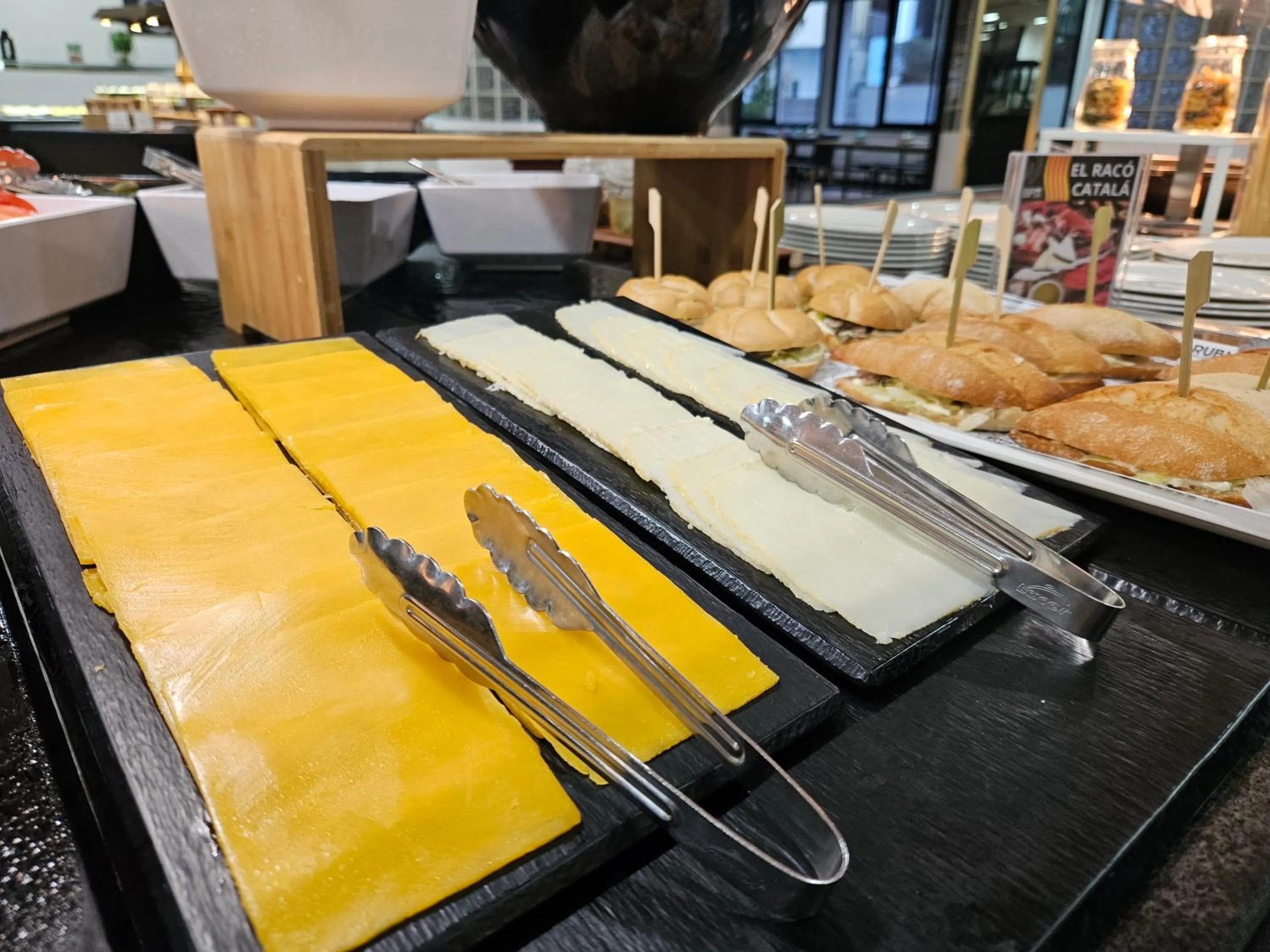 Food and drinks in BPM Lloret Hotel