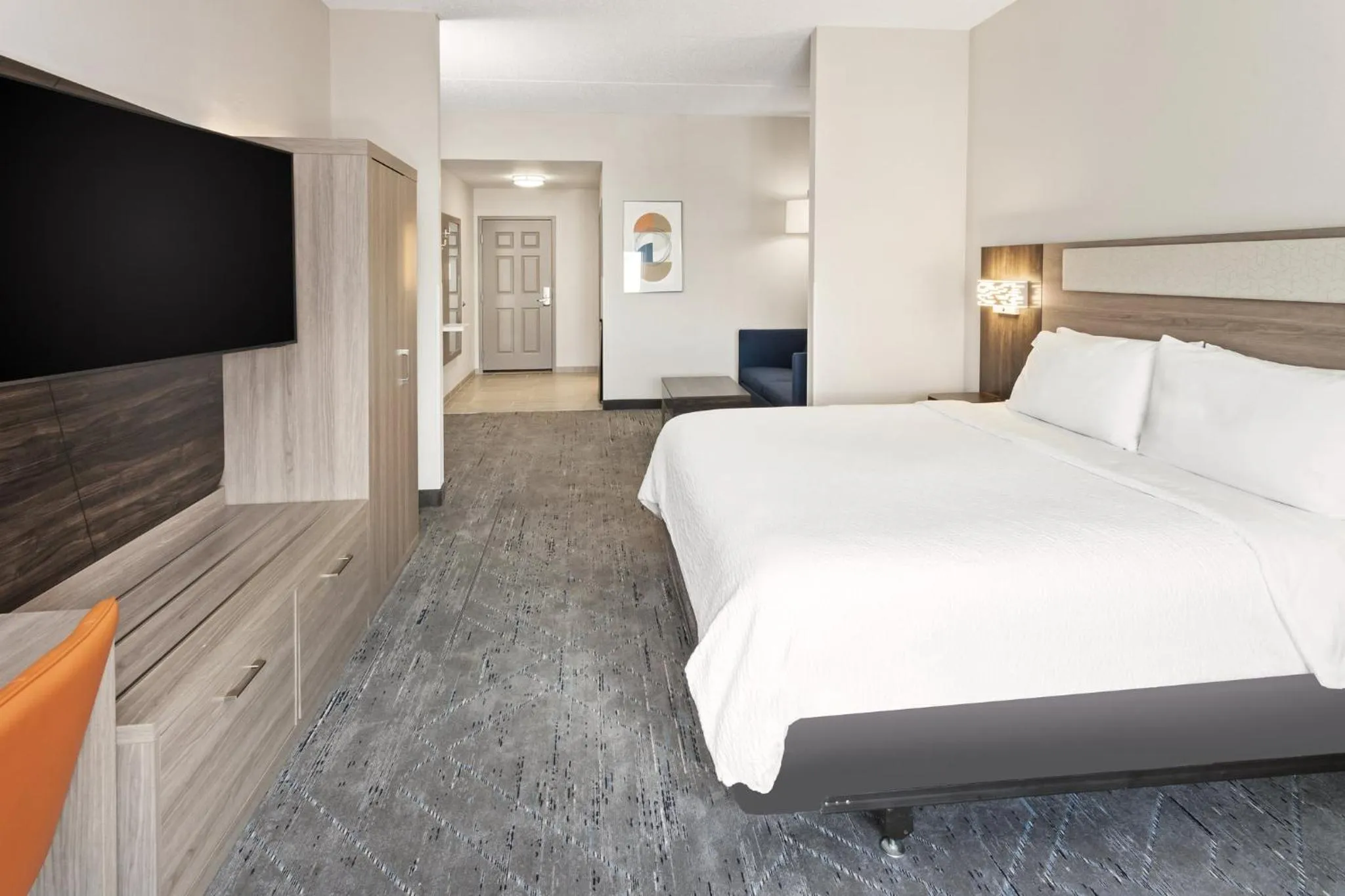 Photo of the whole room, Bed in Holiday Inn Express & Suites Chicago West-O'Hare Arpt Area by IHG