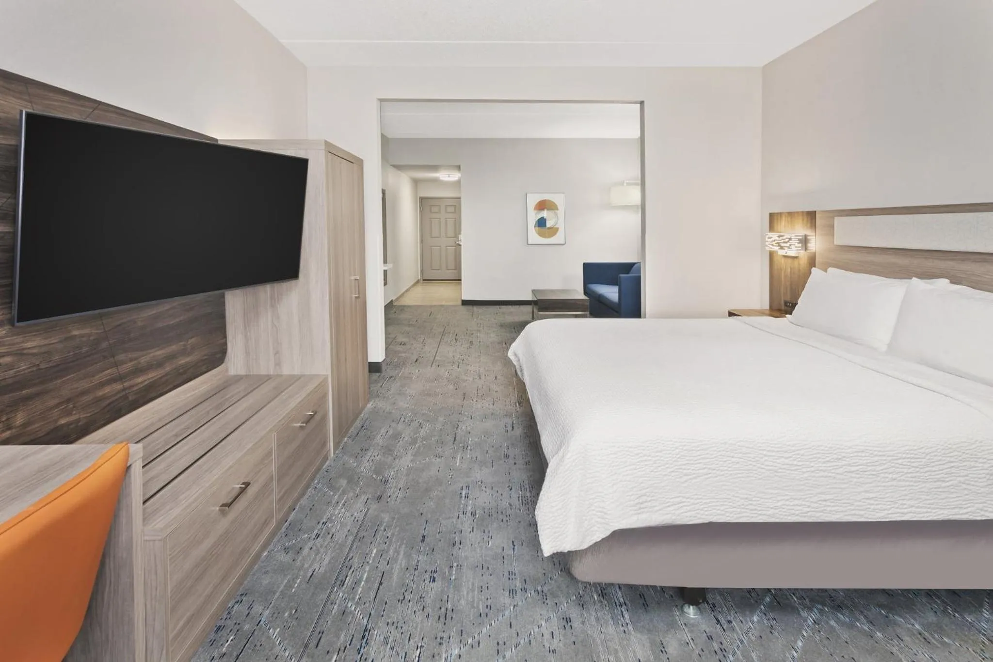 Photo of the whole room, Bed in Holiday Inn Express & Suites Chicago West-O'Hare Arpt Area by IHG