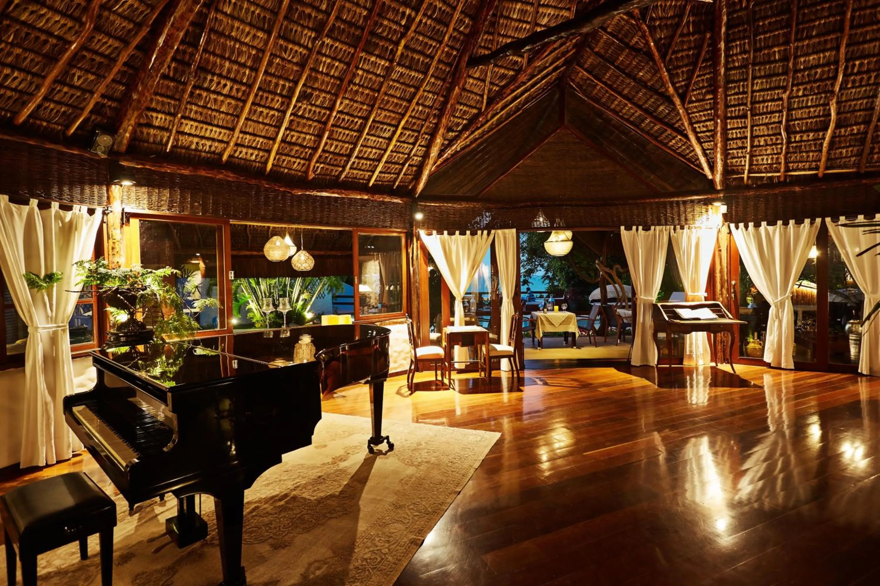 Communal lounge/ TV room in Beija Flor Exclusive Hotel & Spa