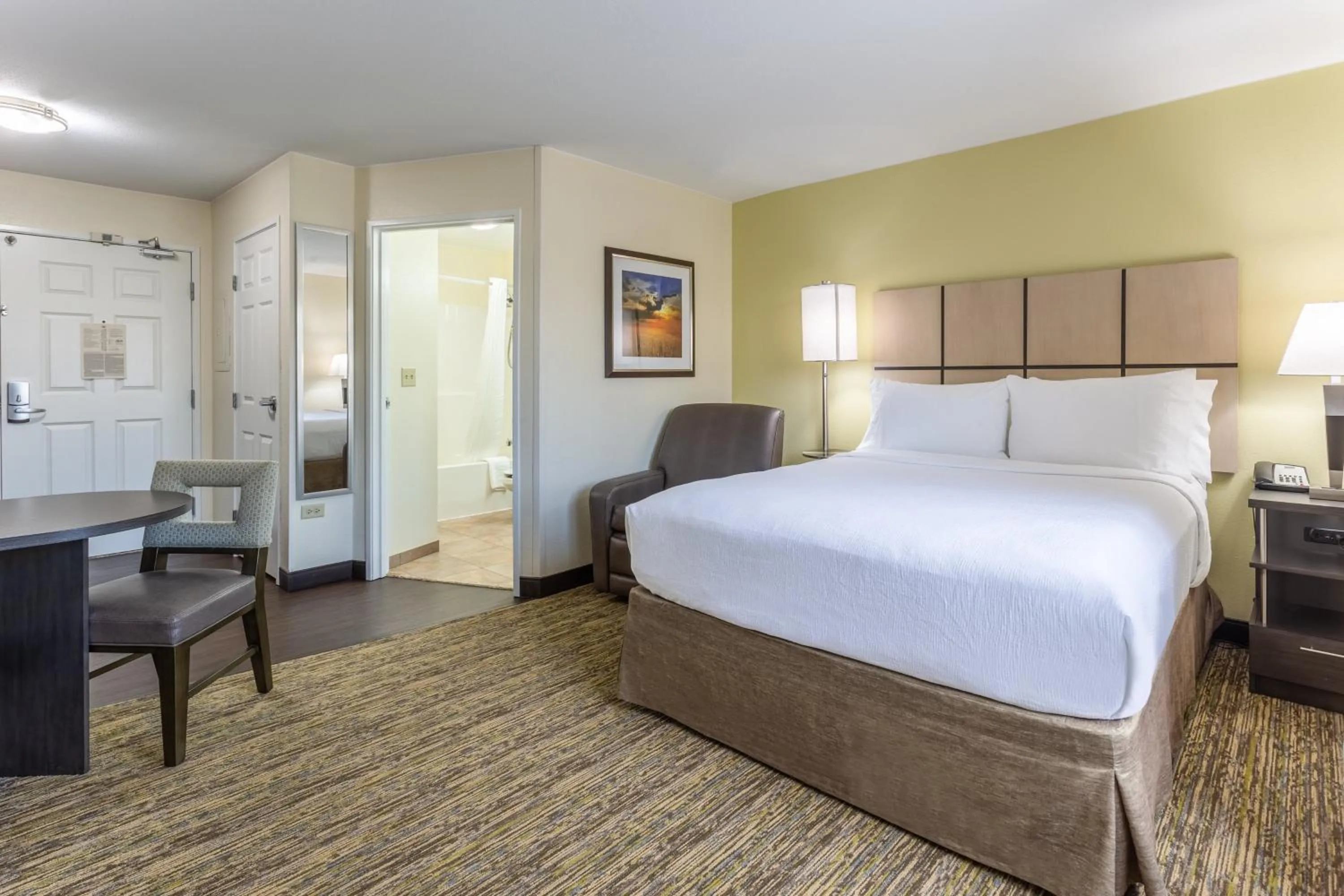 Photo of the whole room, Bed in Candlewood Suites Aurora-Naperville by IHG
