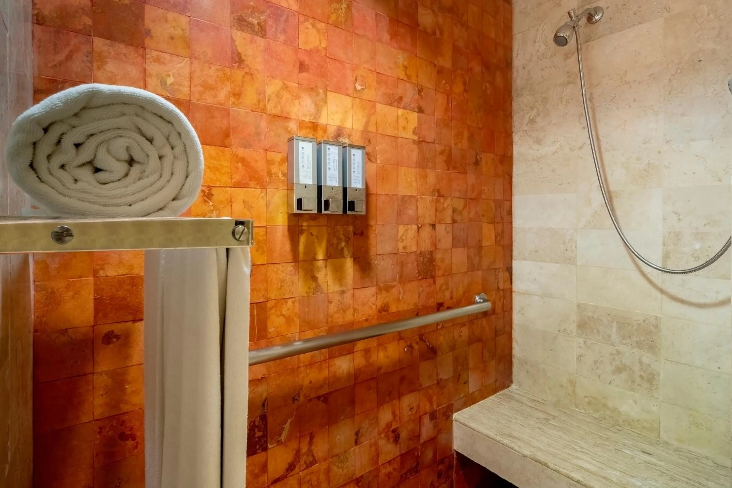 Shower in Iberostar Waves Tucan - All Inclusive