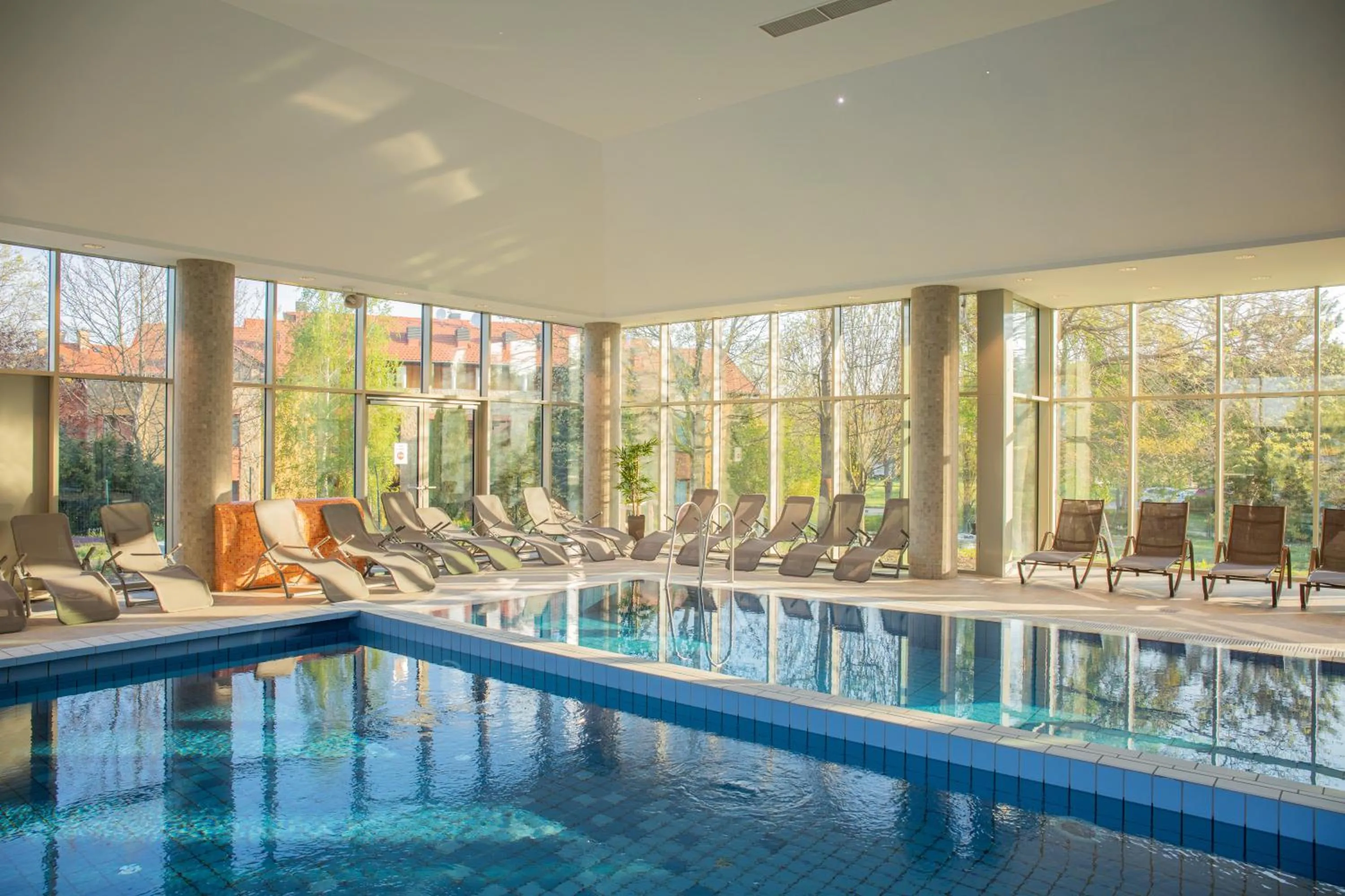 Swimming pool in Greenfield Hotel Golf & Spa