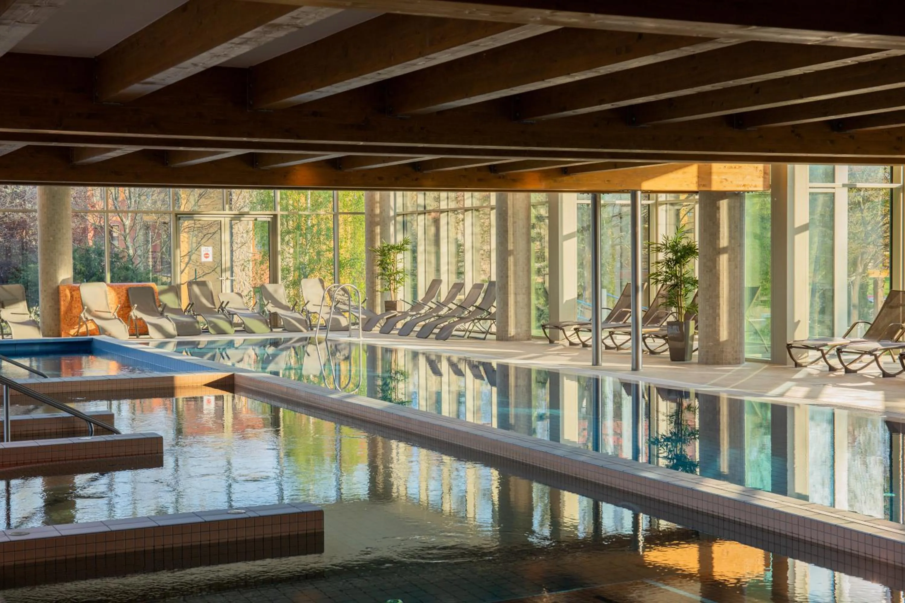 Swimming pool in Greenfield Hotel Golf & Spa