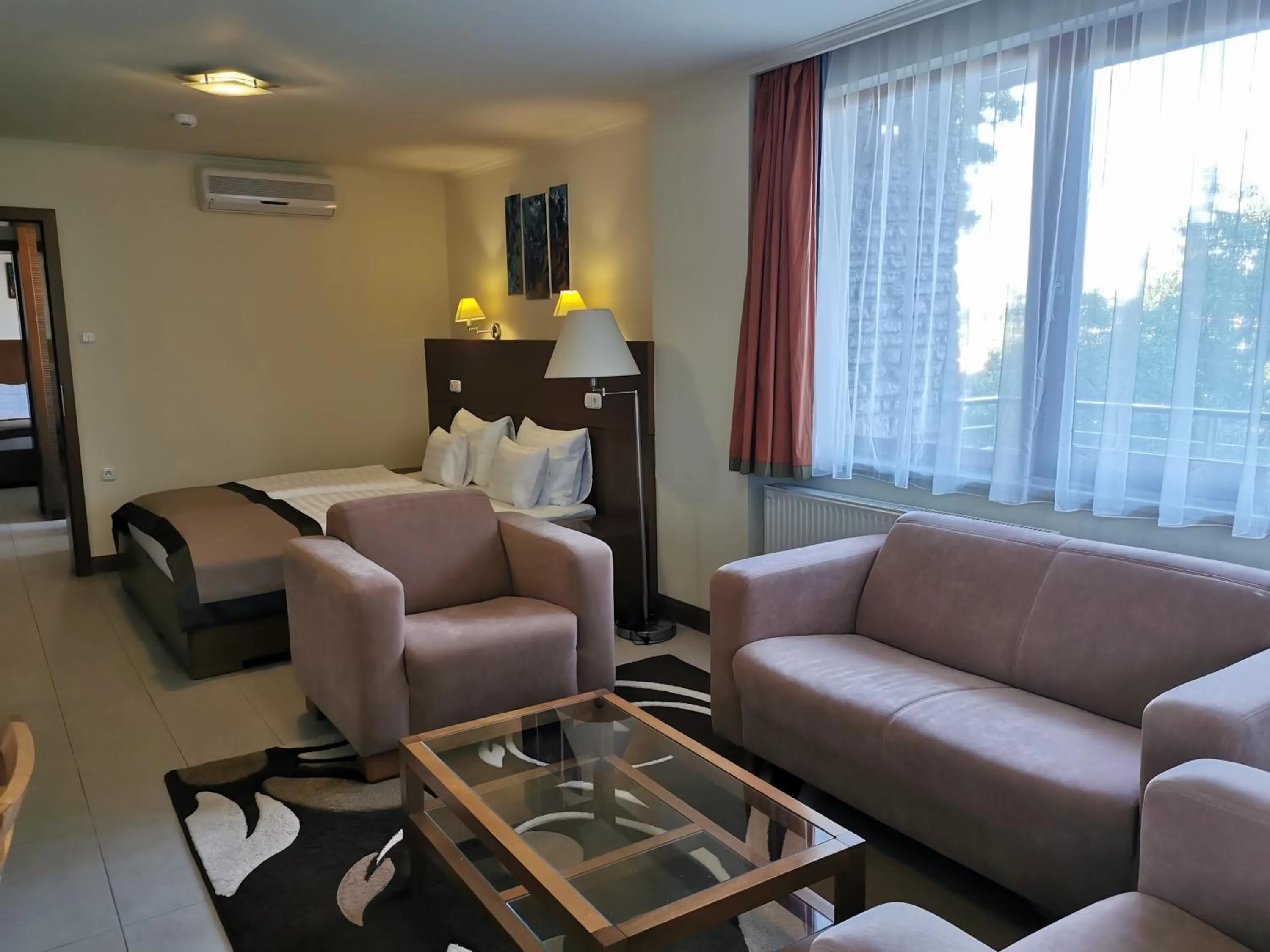 Photo of the whole room in Hotel Villa Pax