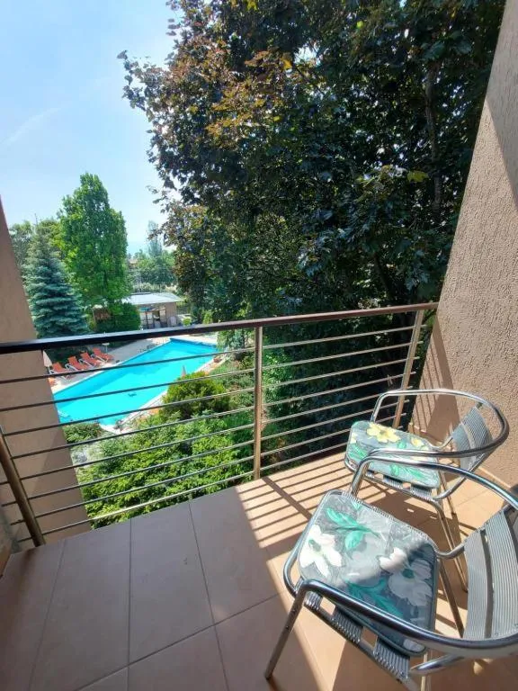 Pool view in Hotel Villa Pax