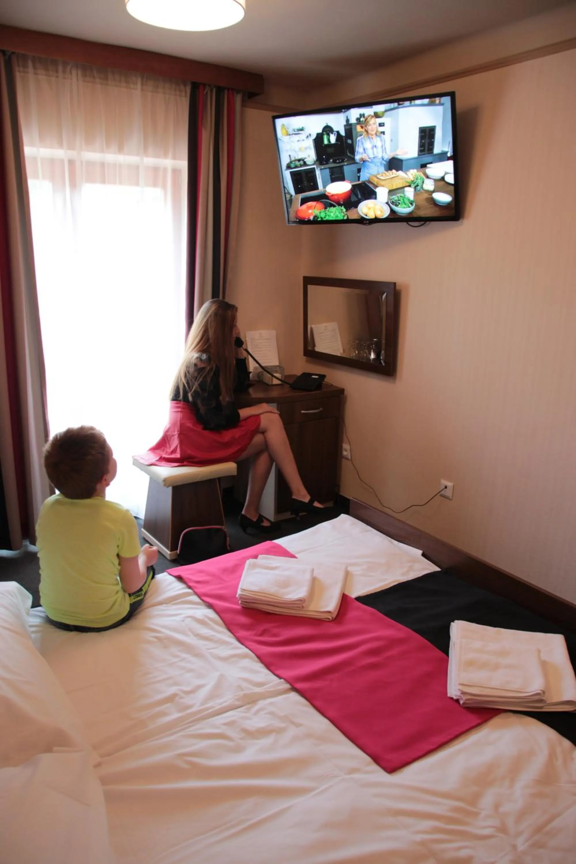 Photo of the whole room, Bed in Tó Wellness Hotel