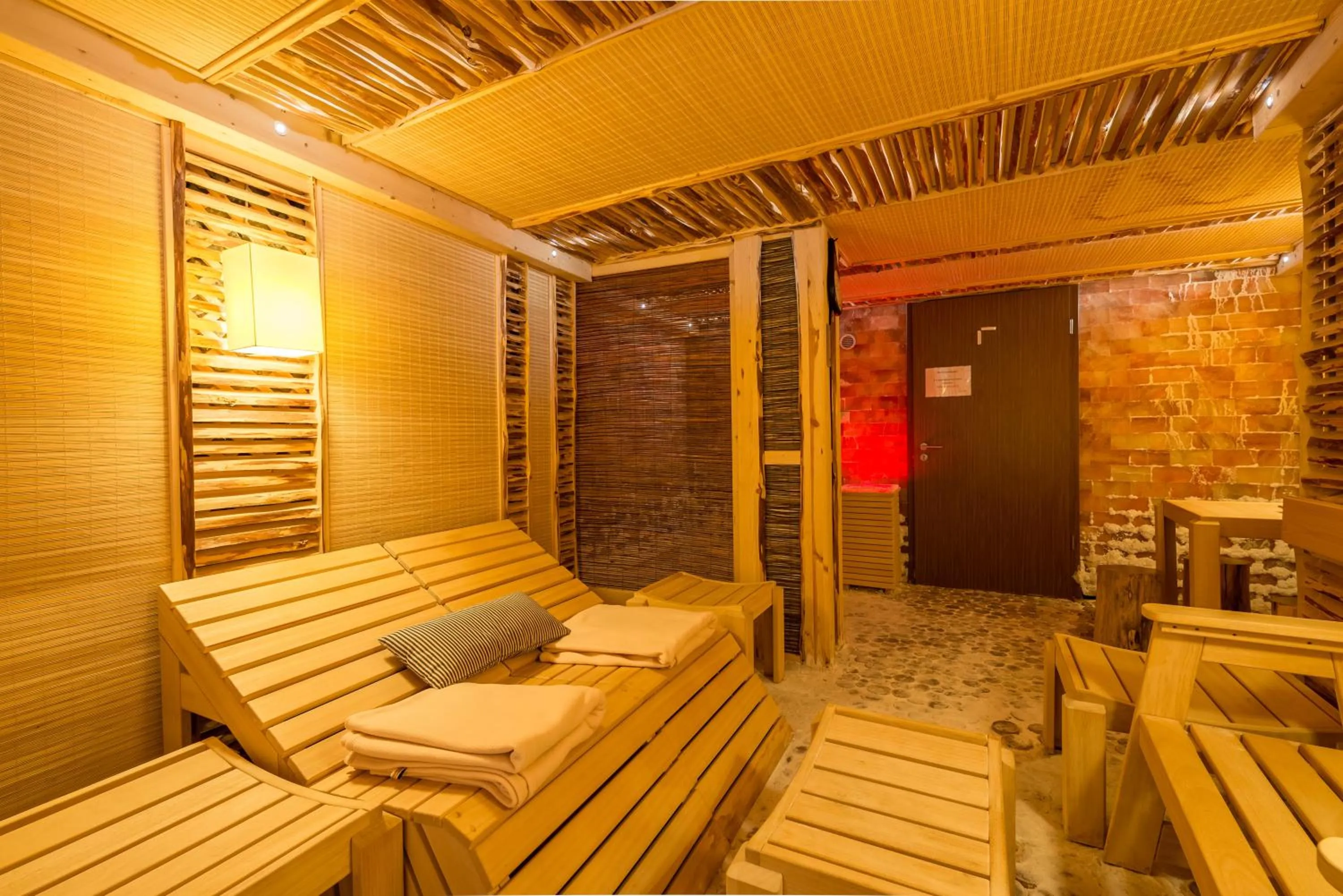 Area and facilities in Tó Wellness Hotel