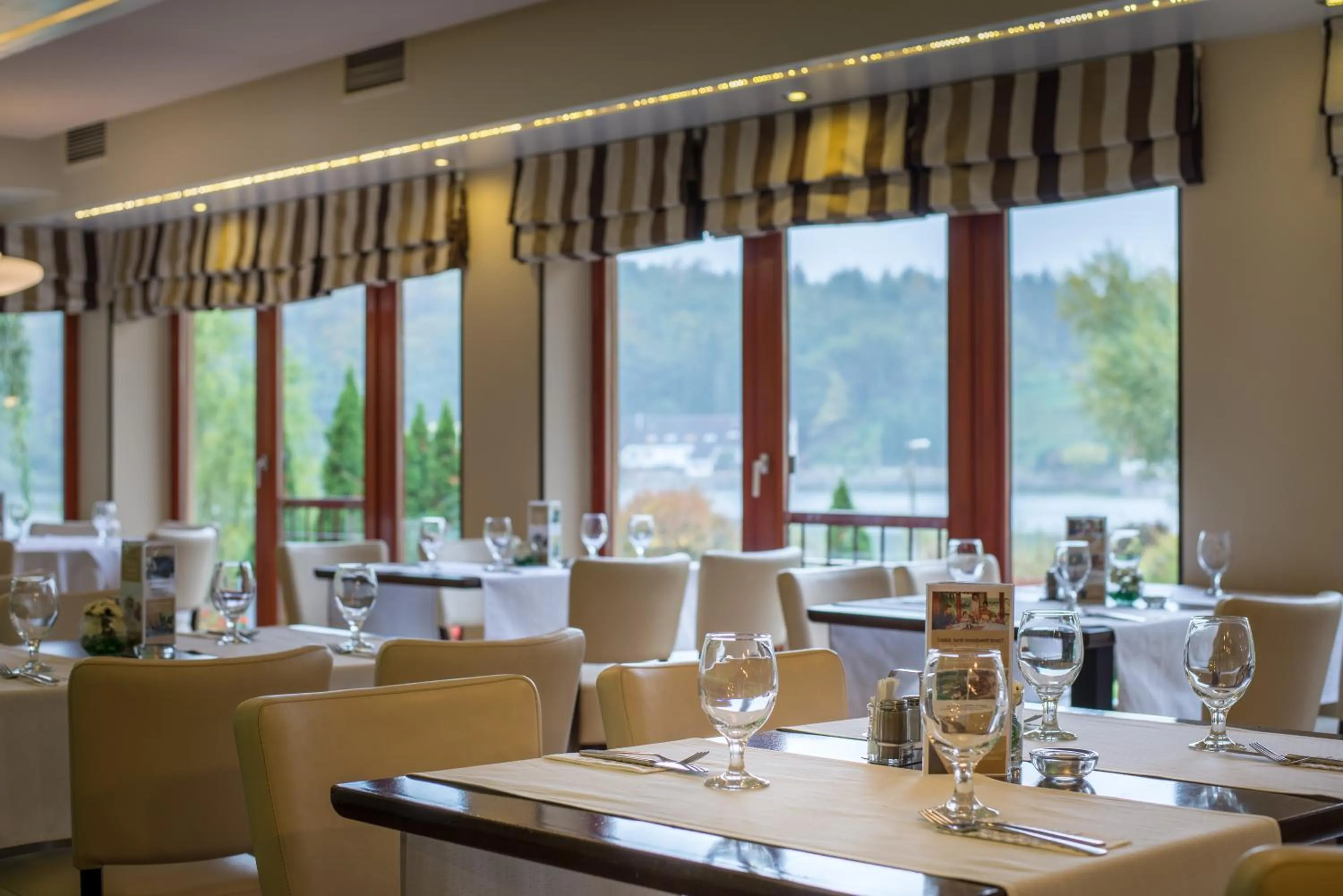 Restaurant/places to eat in Tó Wellness Hotel