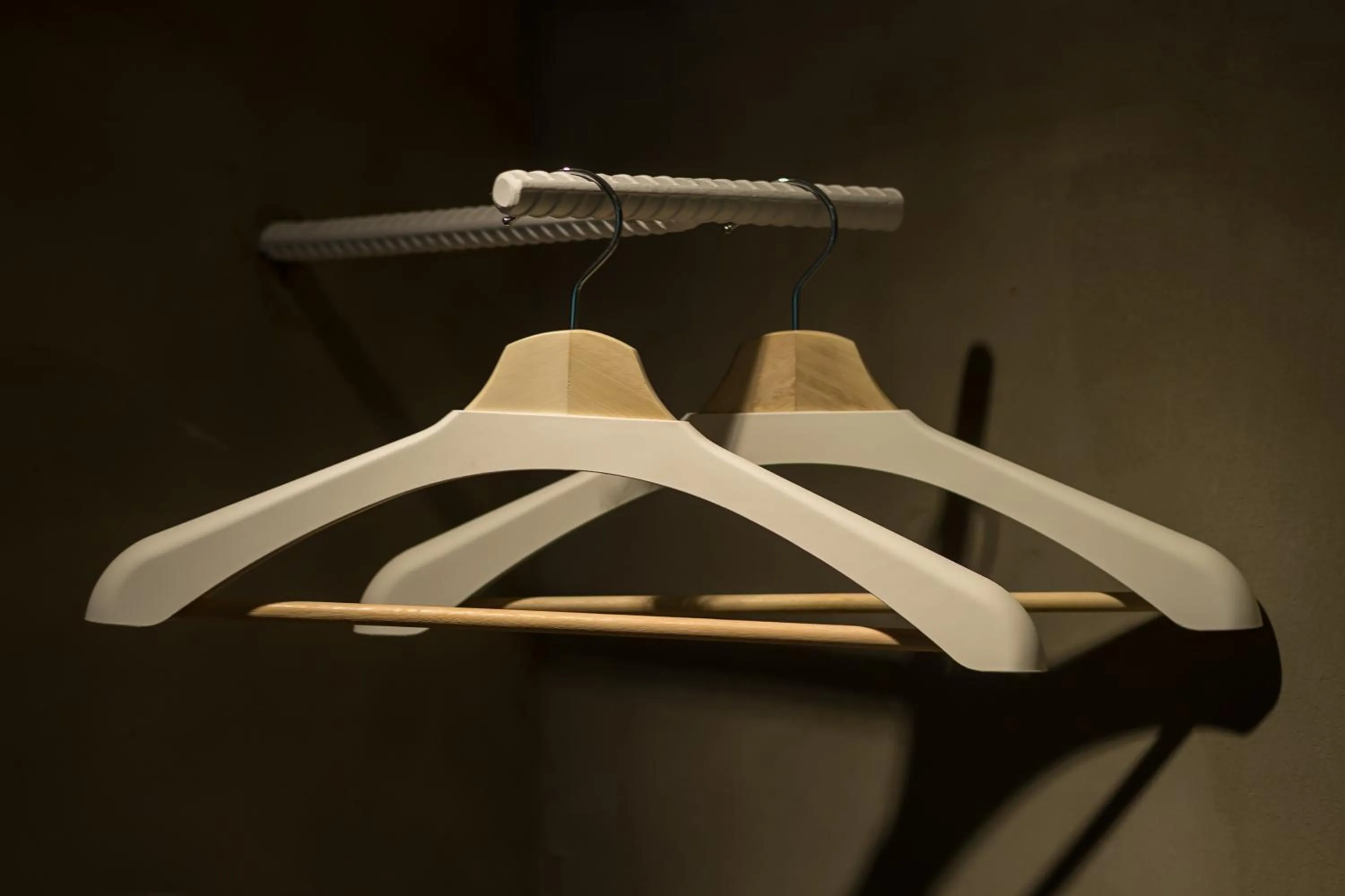 Shower in Shaoguang 188 日月潭勺光188