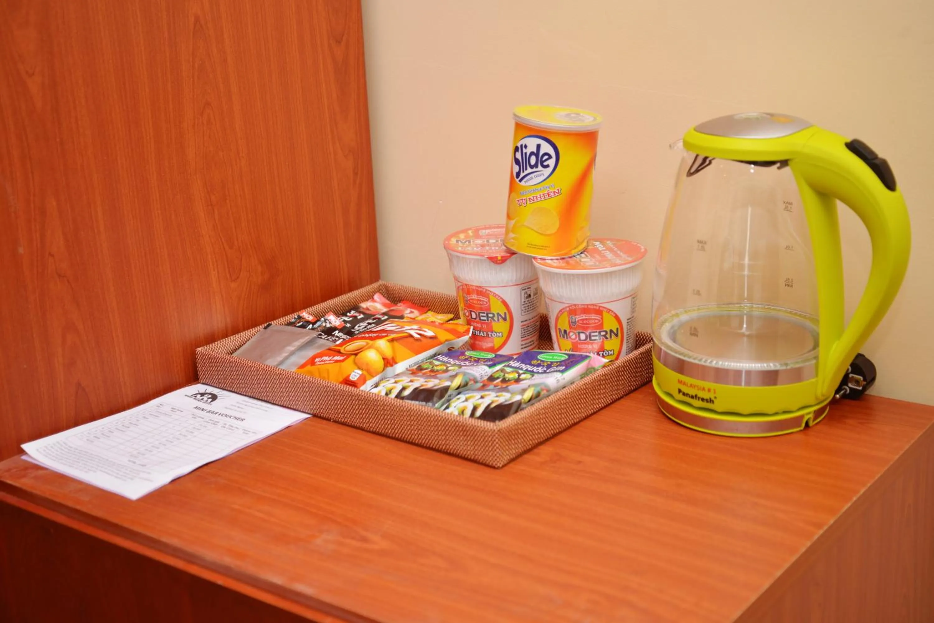 Living room in Nhat Minh Hotel and Apartment