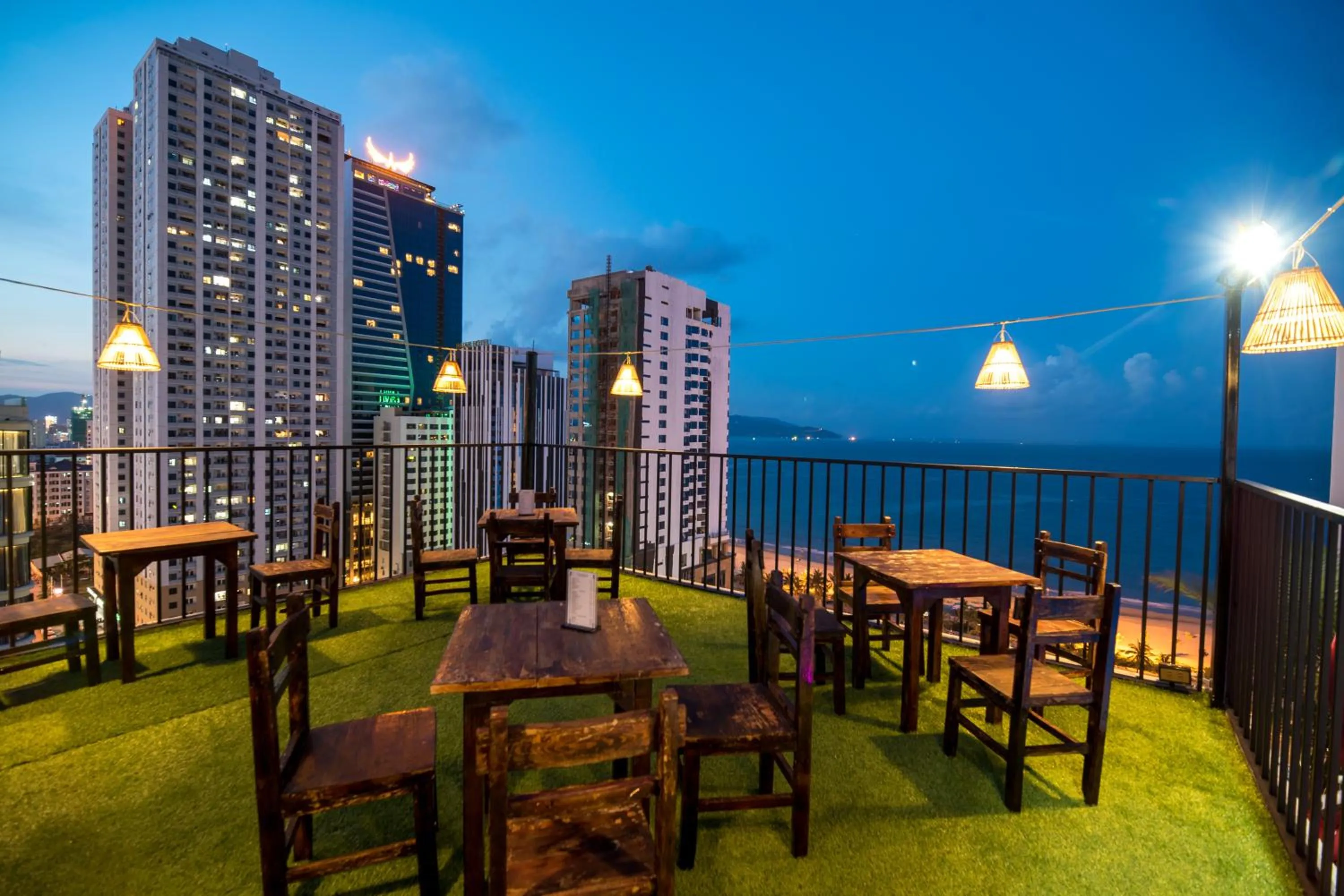 Balcony/Terrace in Nhat Minh Hotel and Apartment