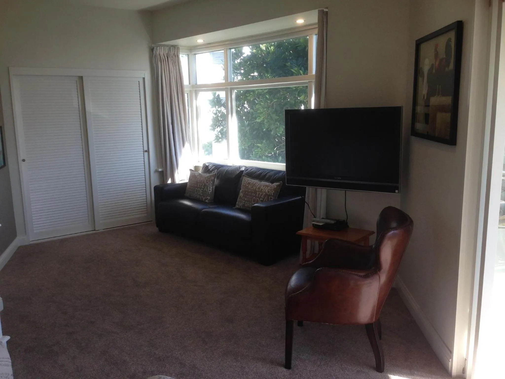 TV and multimedia in Cave Rock Guest House