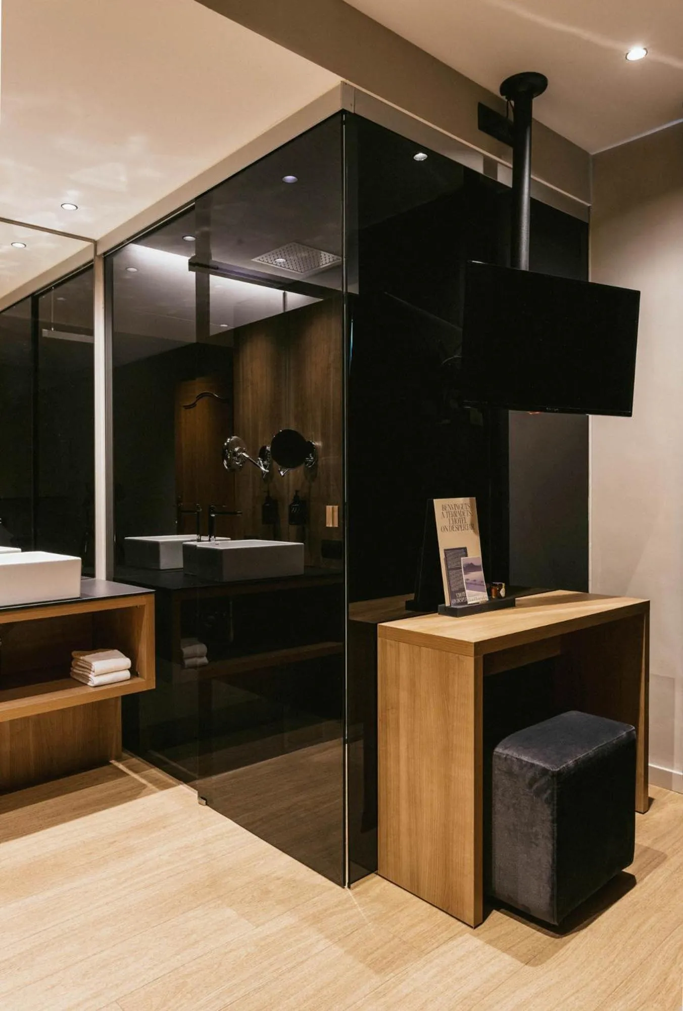 Toilet in Hotel Terradets