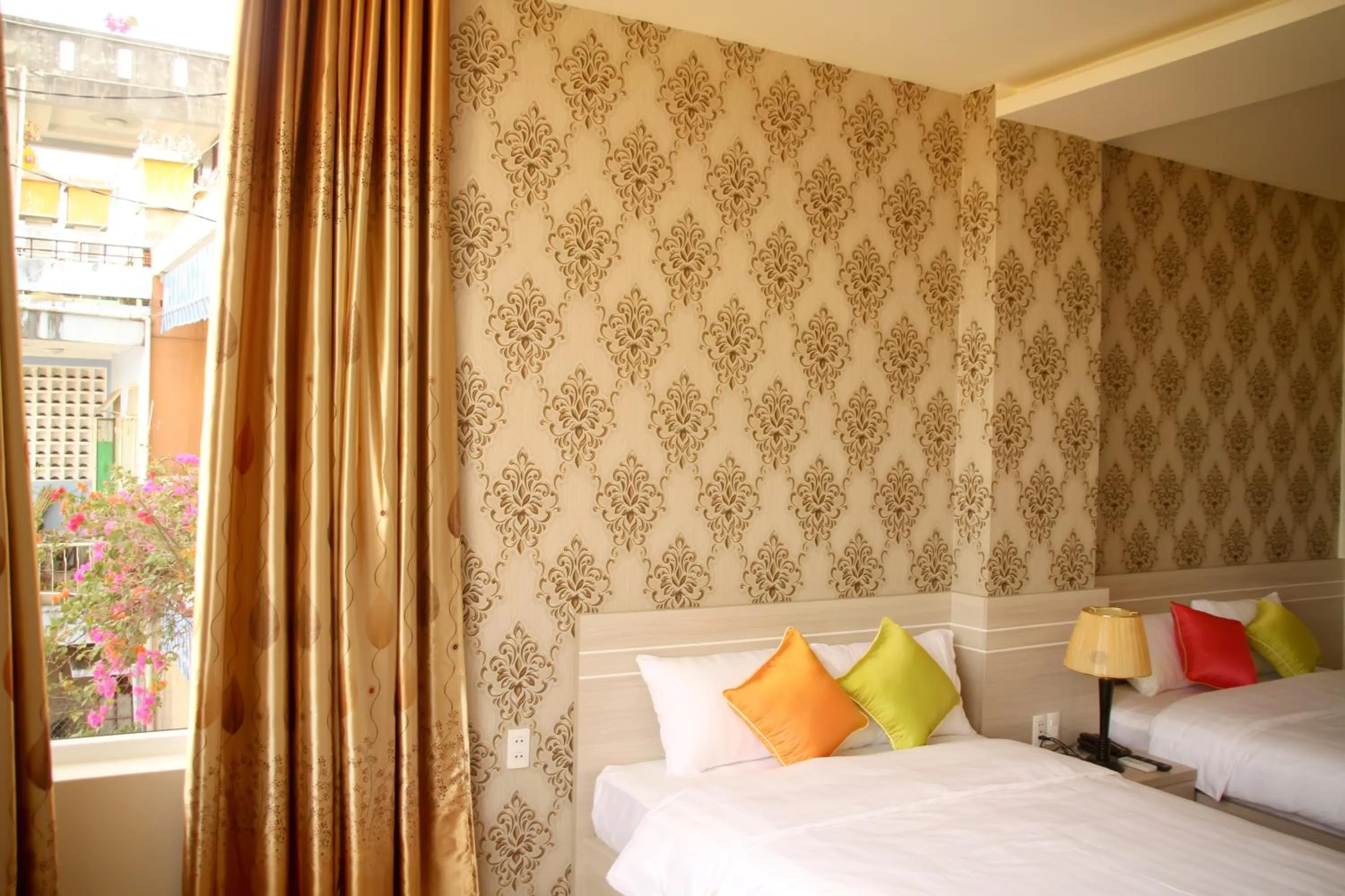 Bed in Flora Hotel Hue