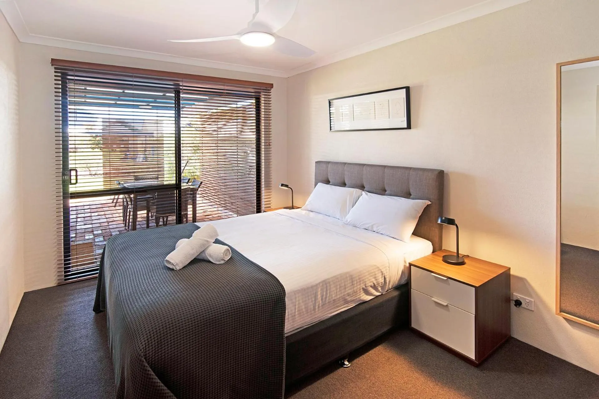 Bedroom, Bed in Dunsborough Beach Cottages