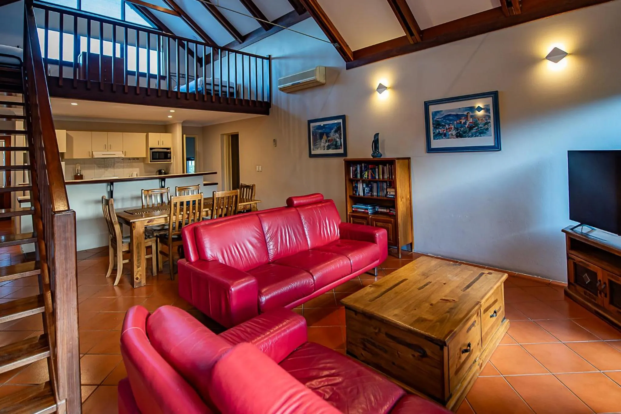 TV and multimedia in Dunsborough Beach Cottages